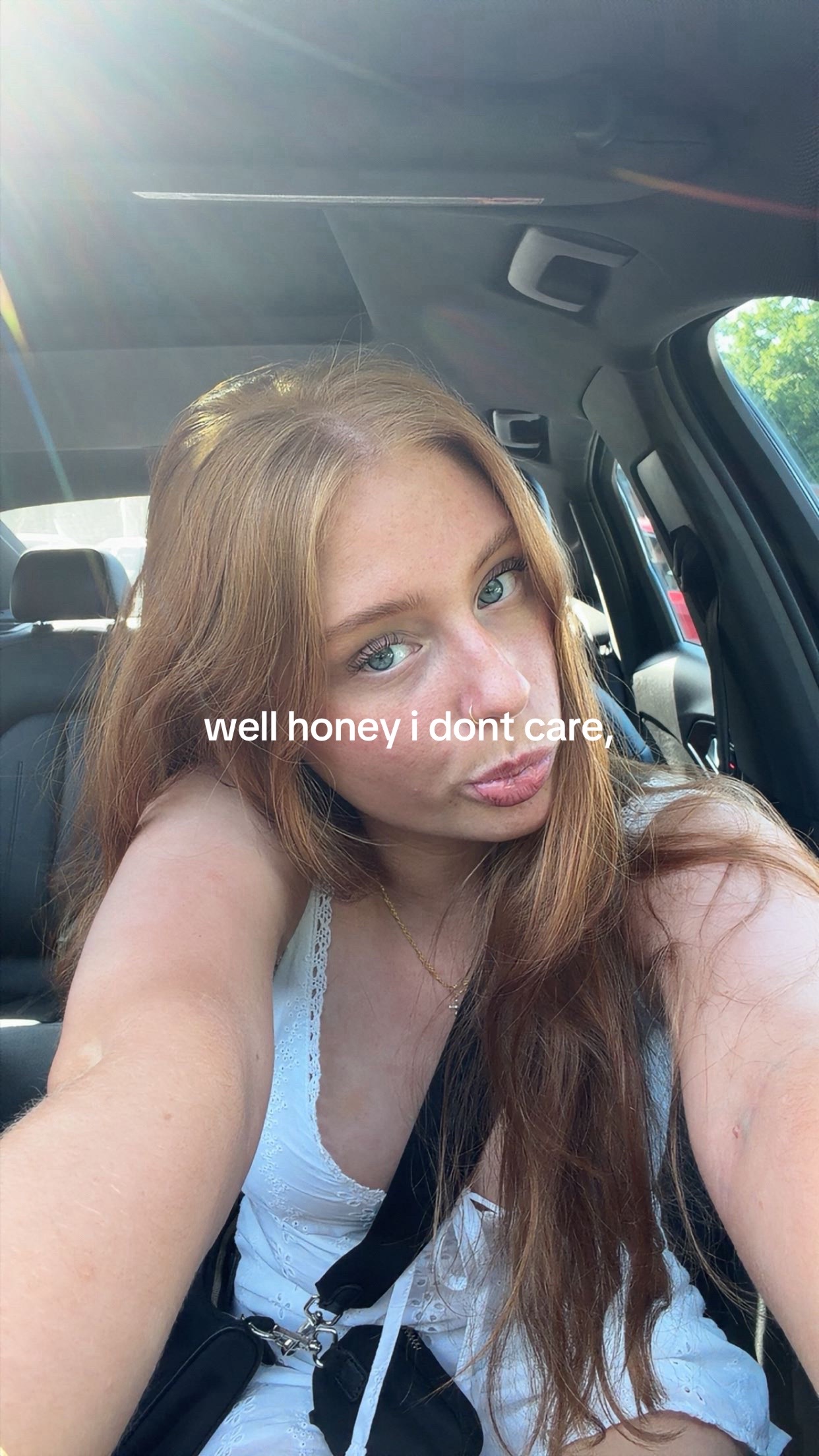 @♱