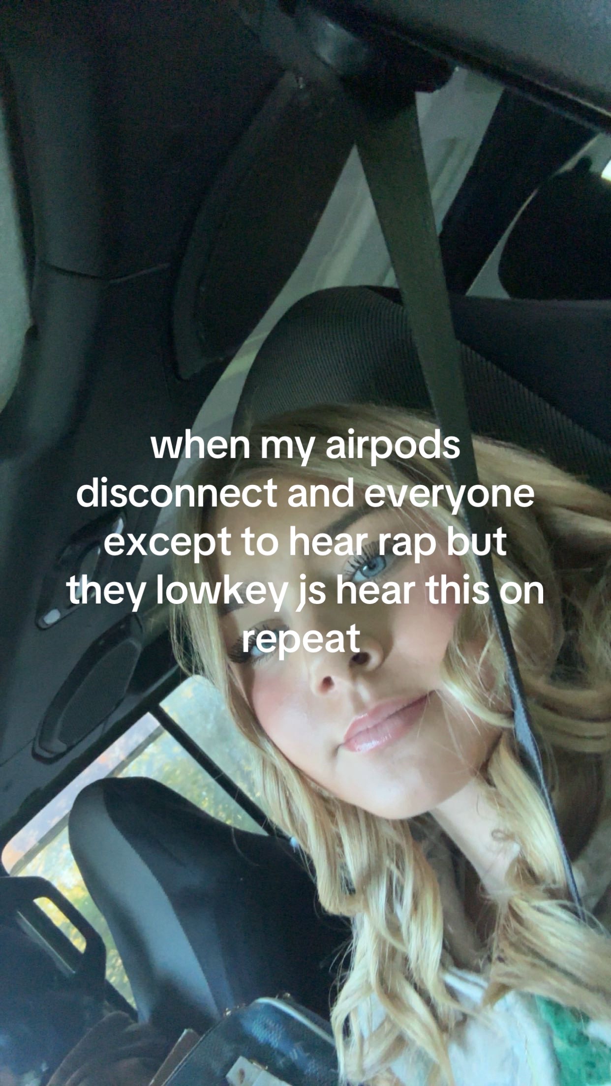 @👸🏼