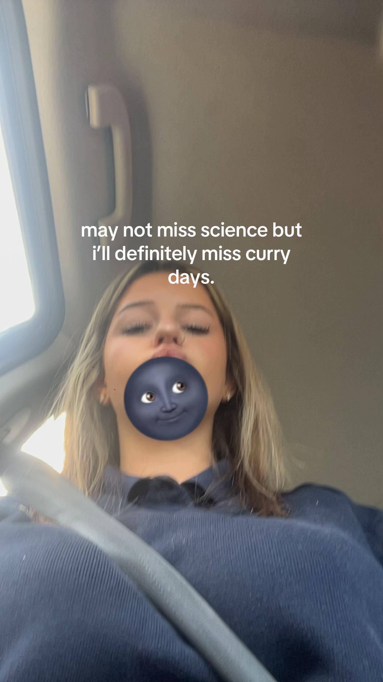 @😚😚