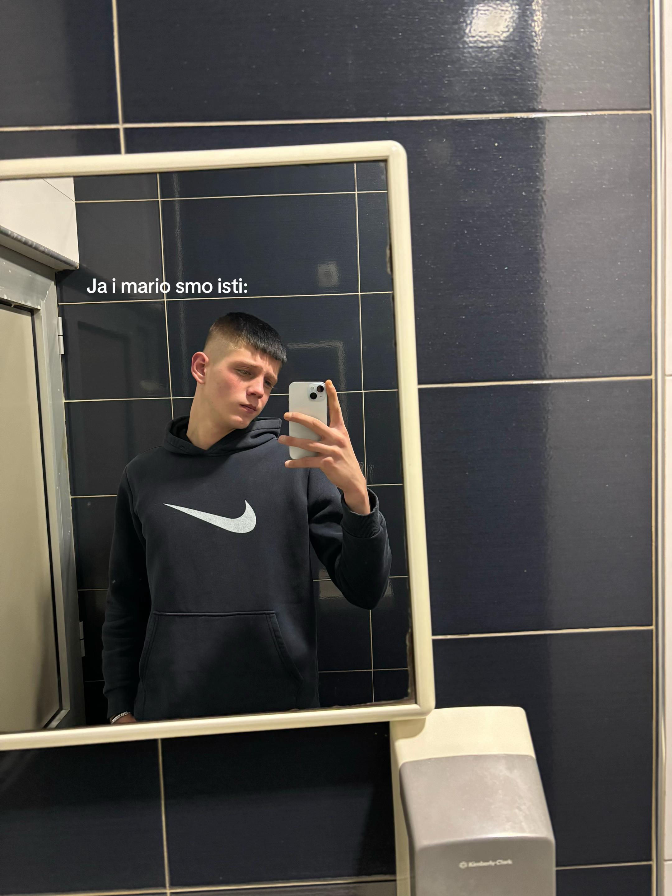 @ŔªMĶƐ🦅