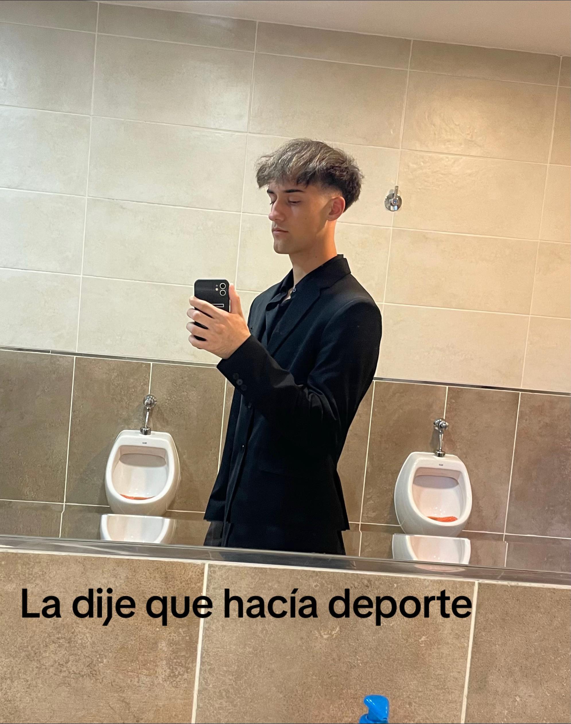 @rrobeeer.__