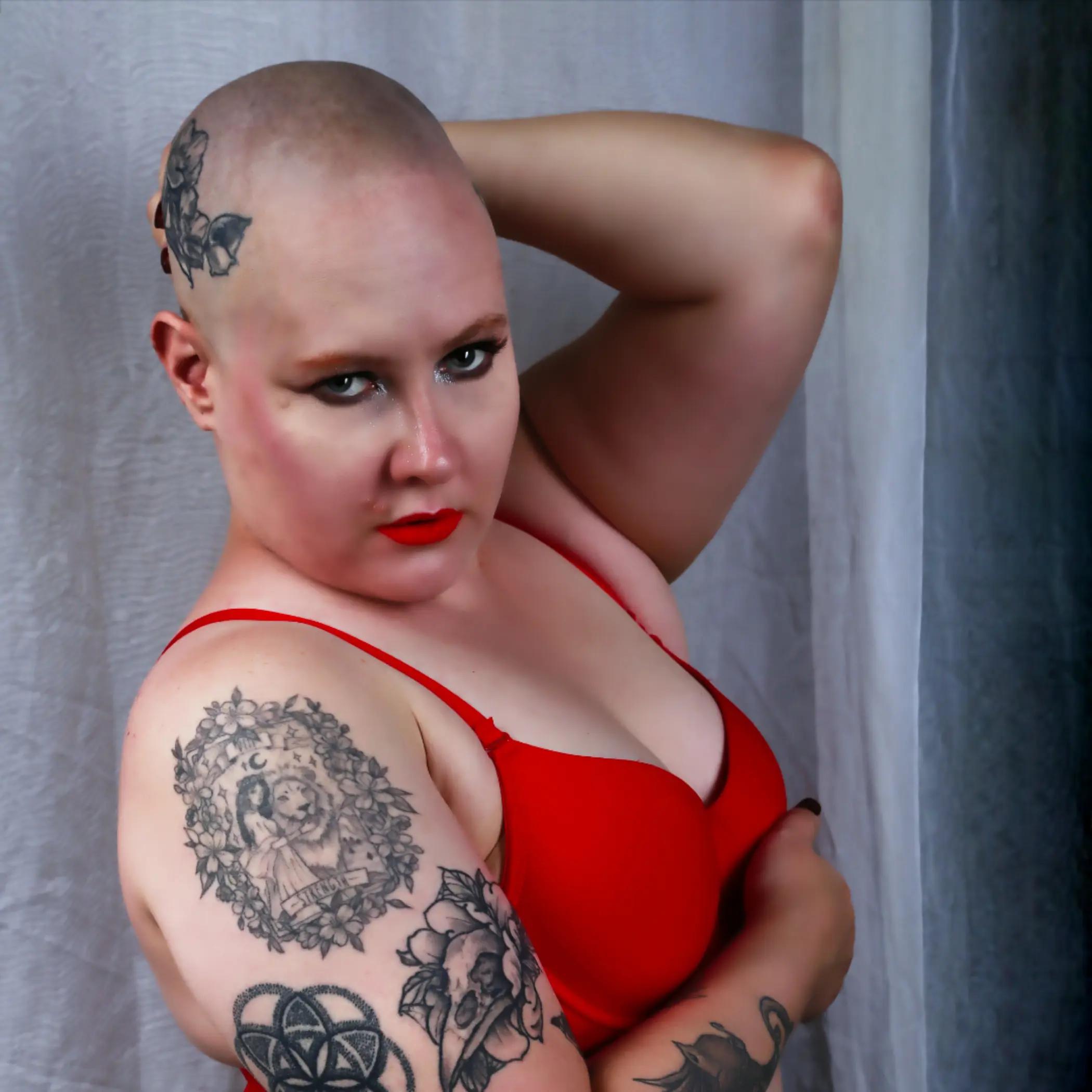 @AmberBuzzCut