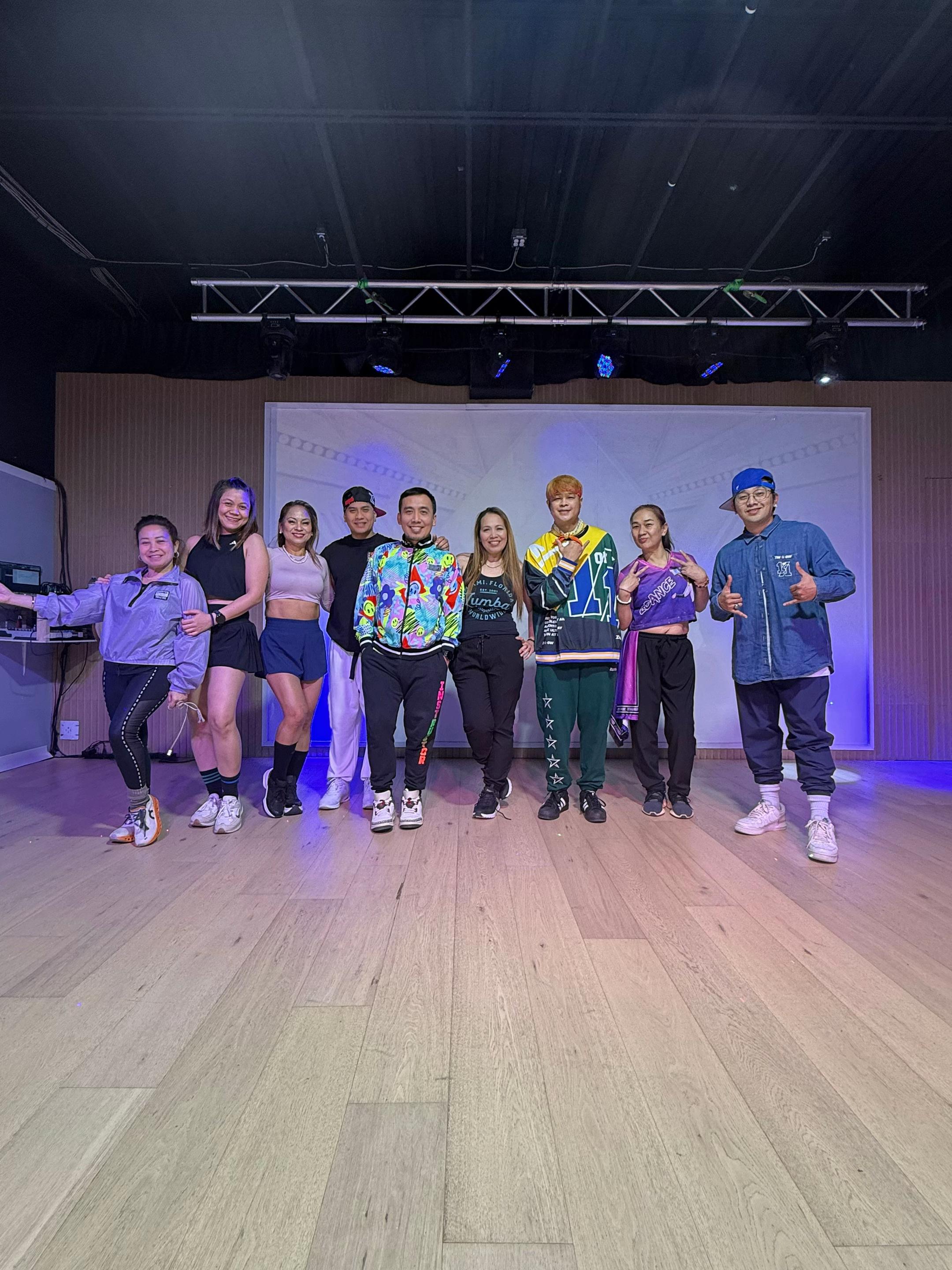 @XSAM CANADA