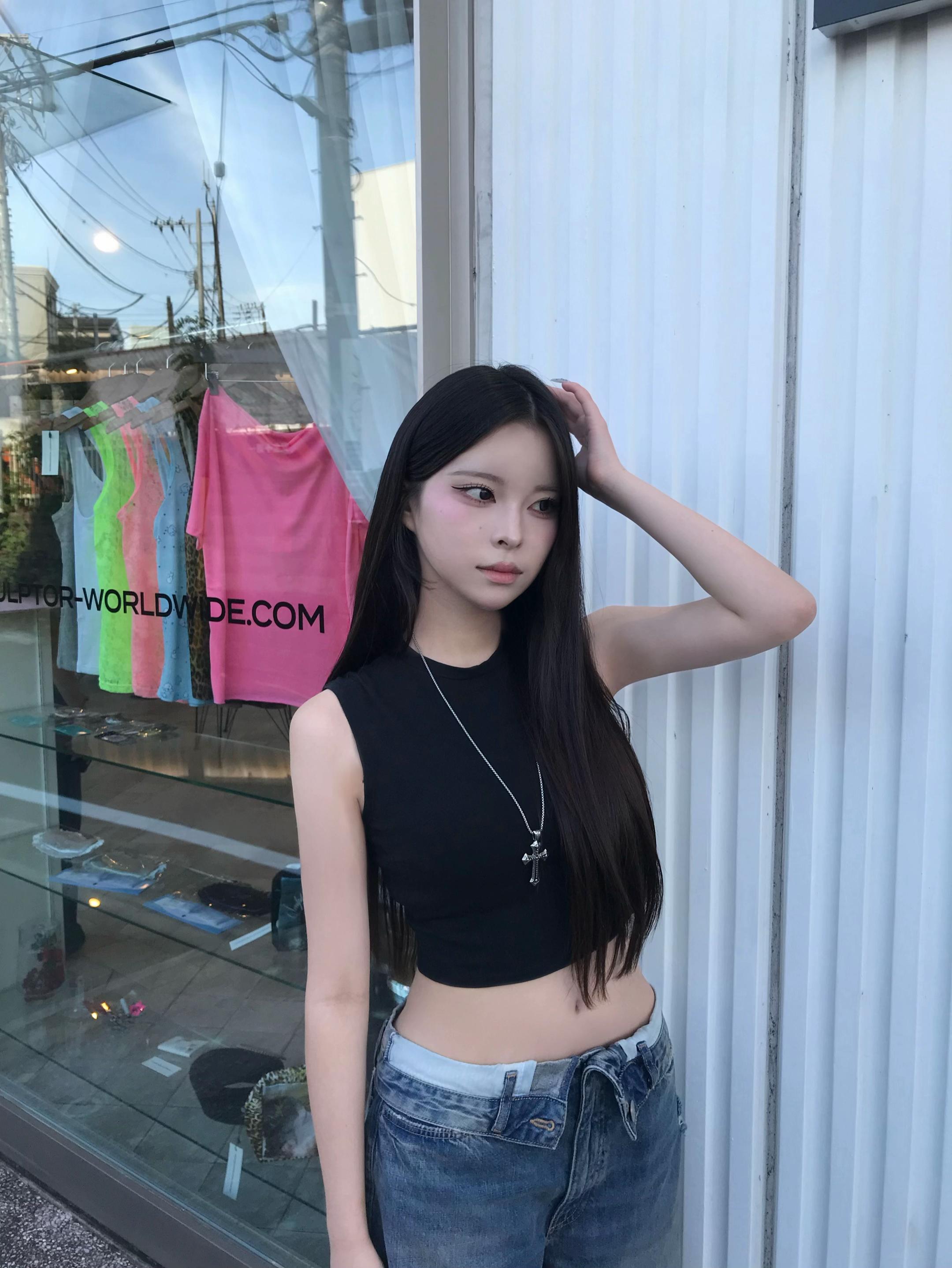 @a.m_i__