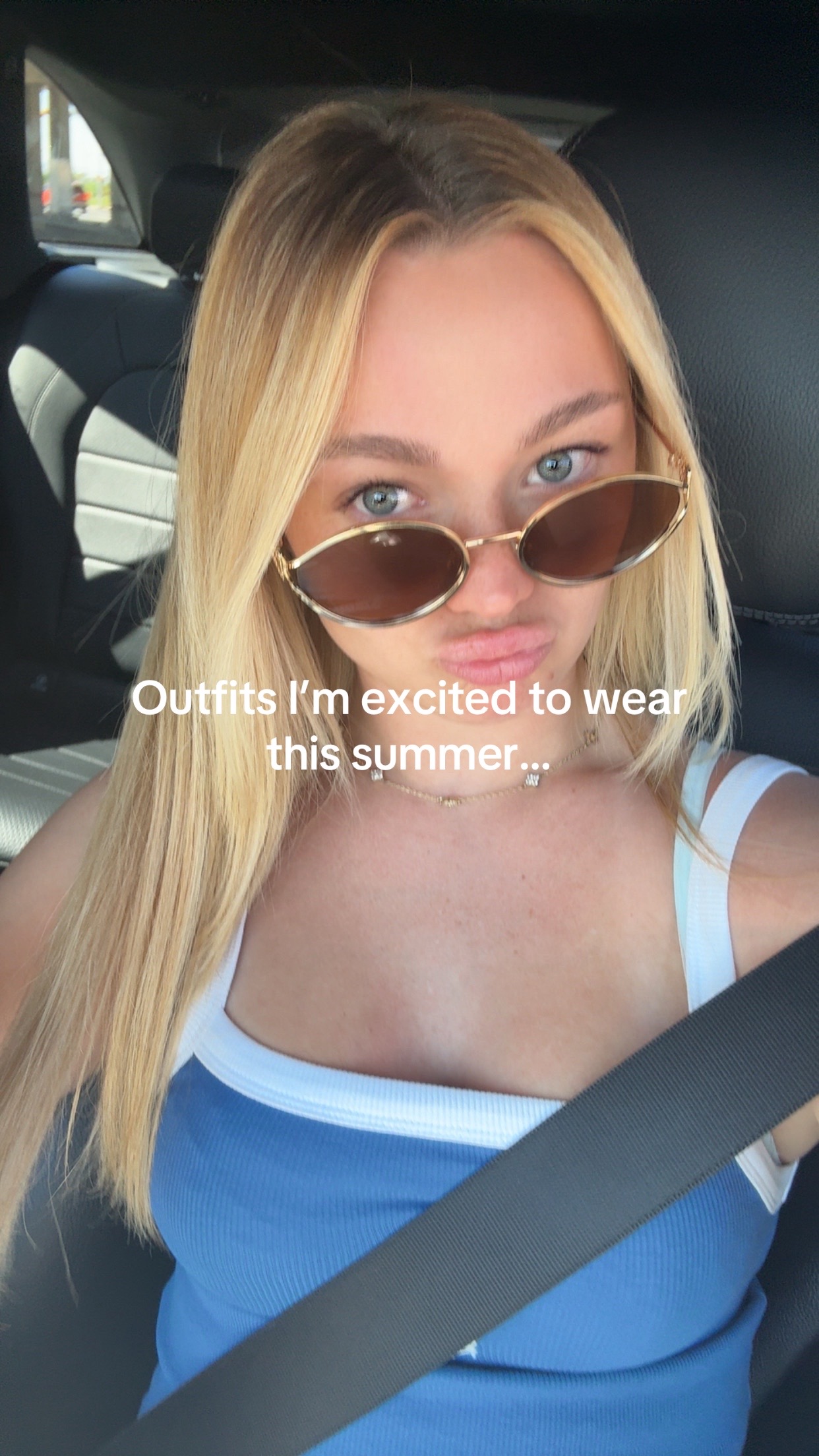 @blondeafterdarkk