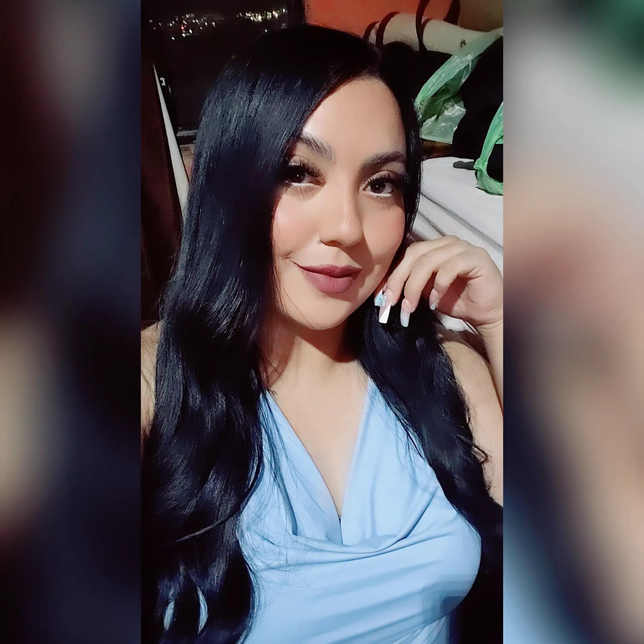 @Yanelyz'