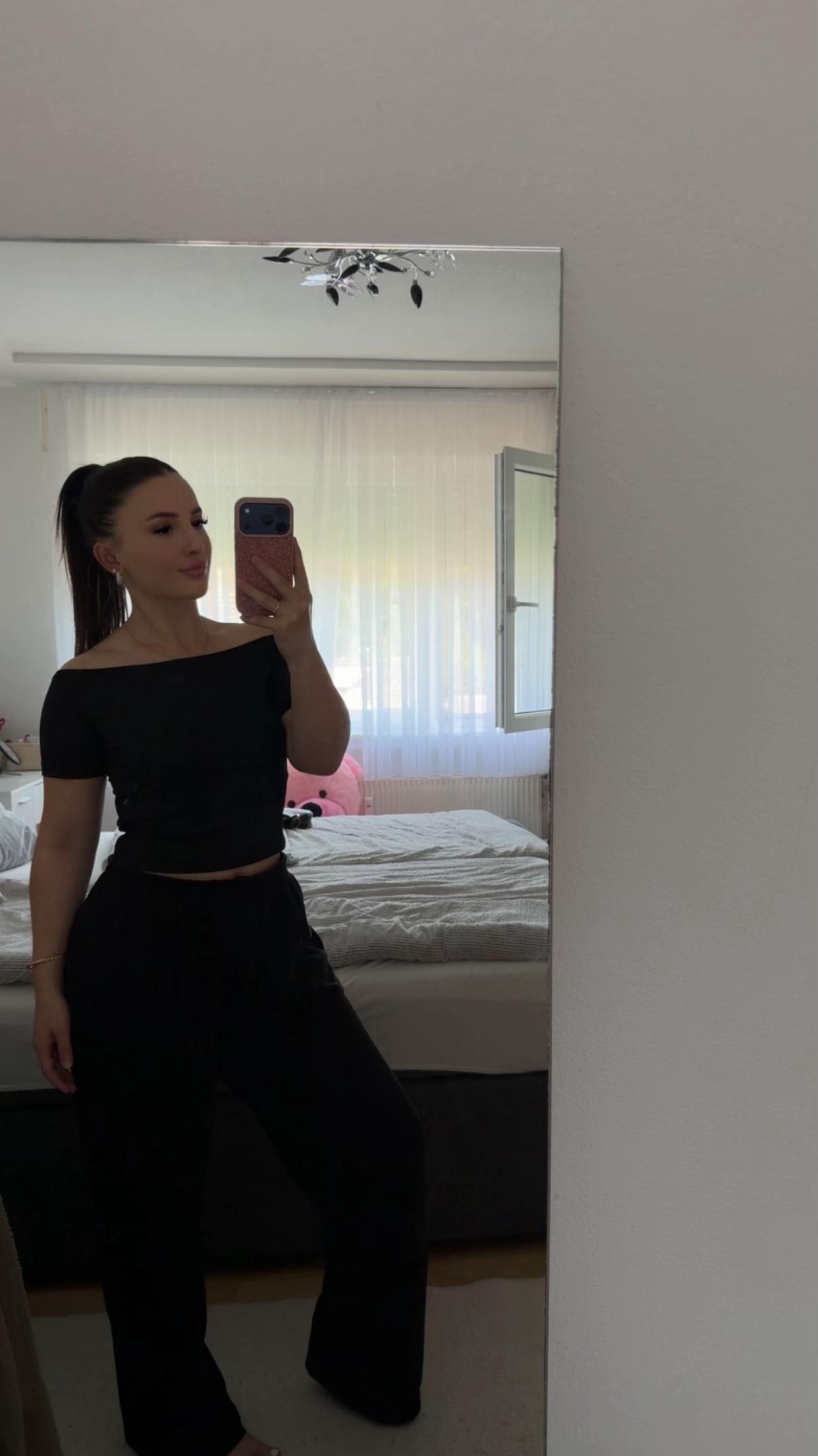 @betinaakel