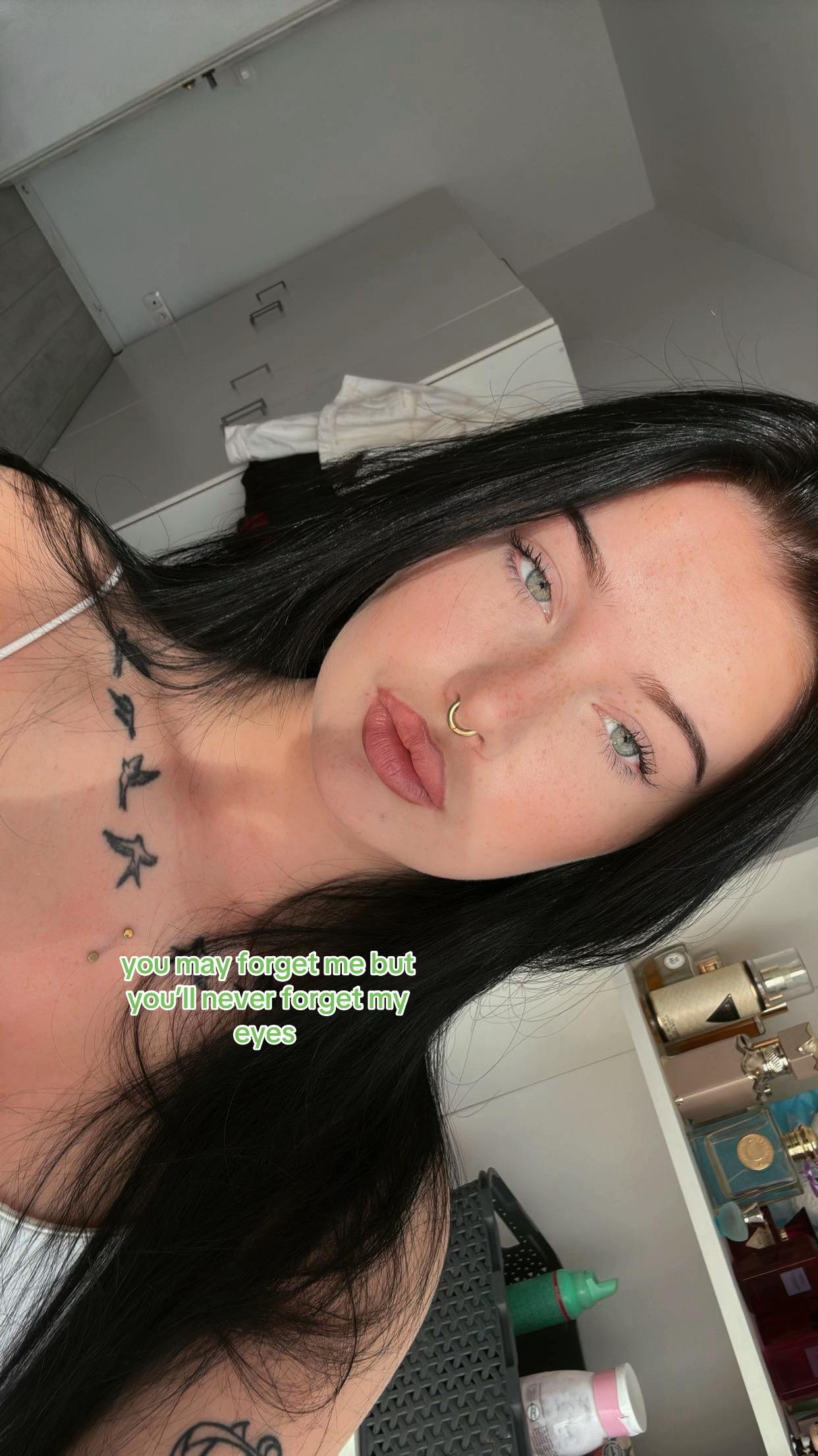 @𝐊𝐈𝐍𝐈𝐀🍸🐆