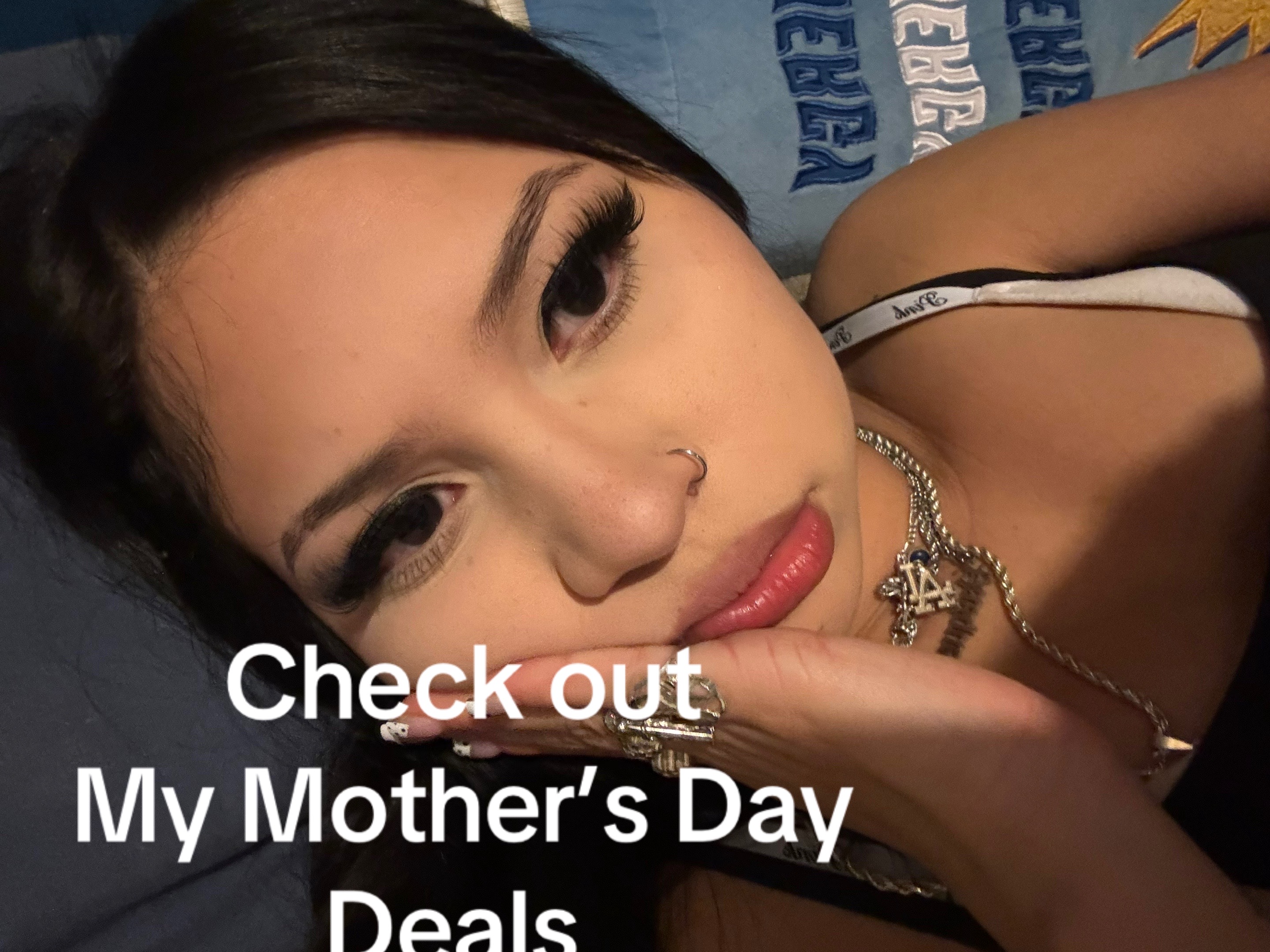 @AV