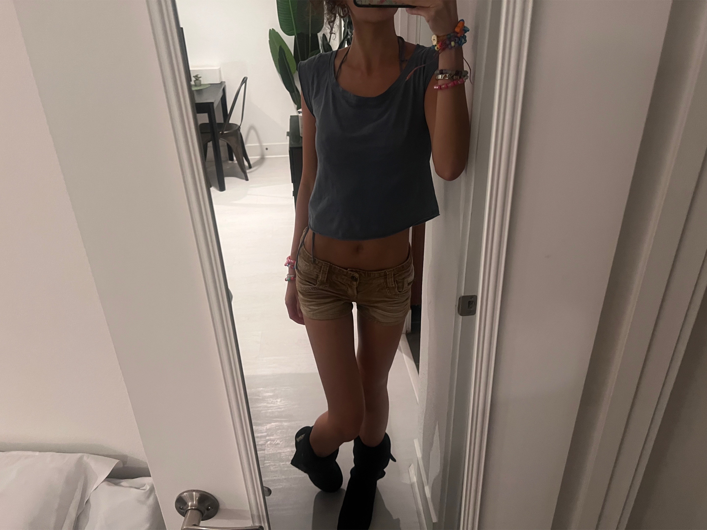 @tiera
