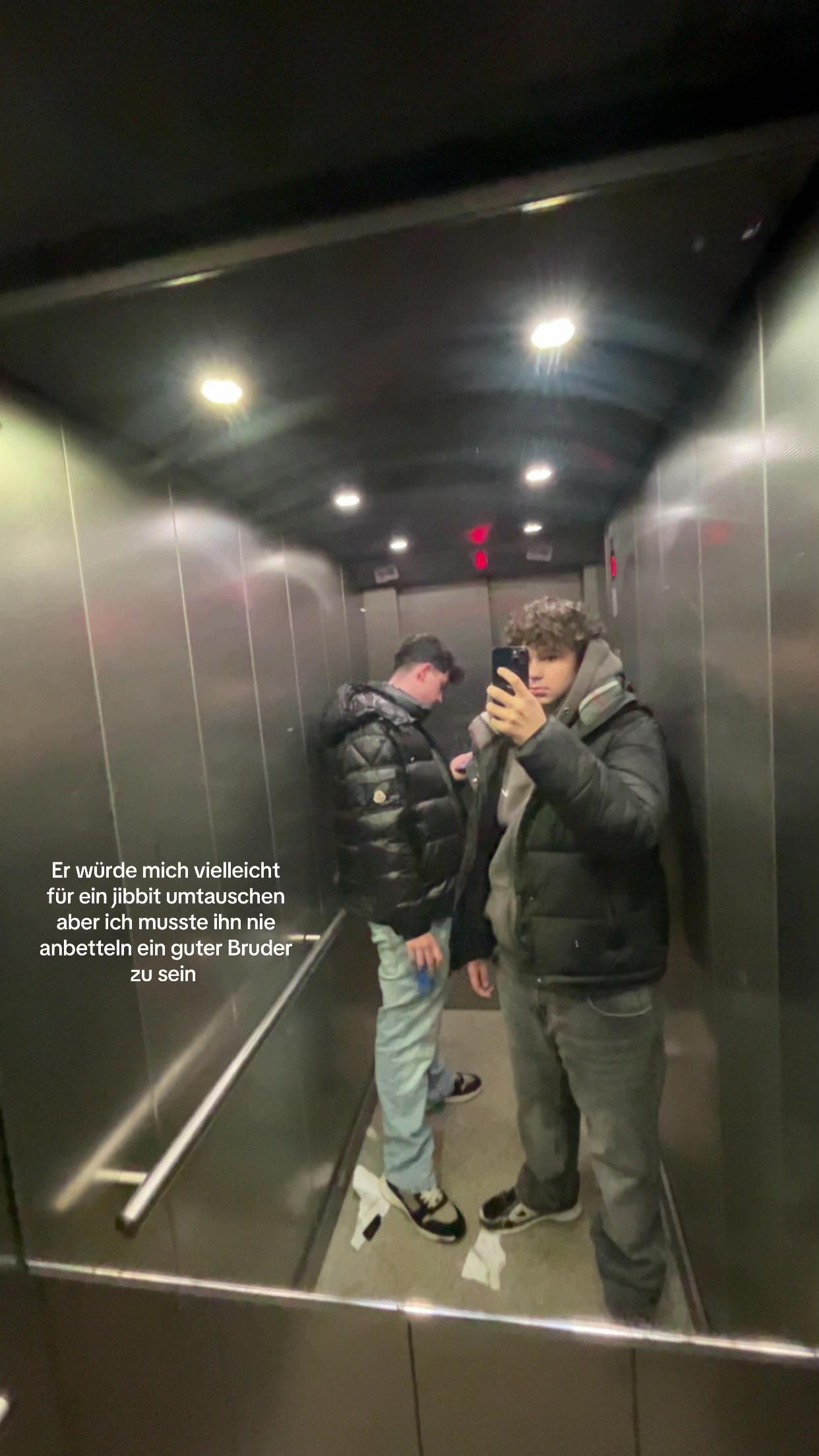 @noel.nwb1