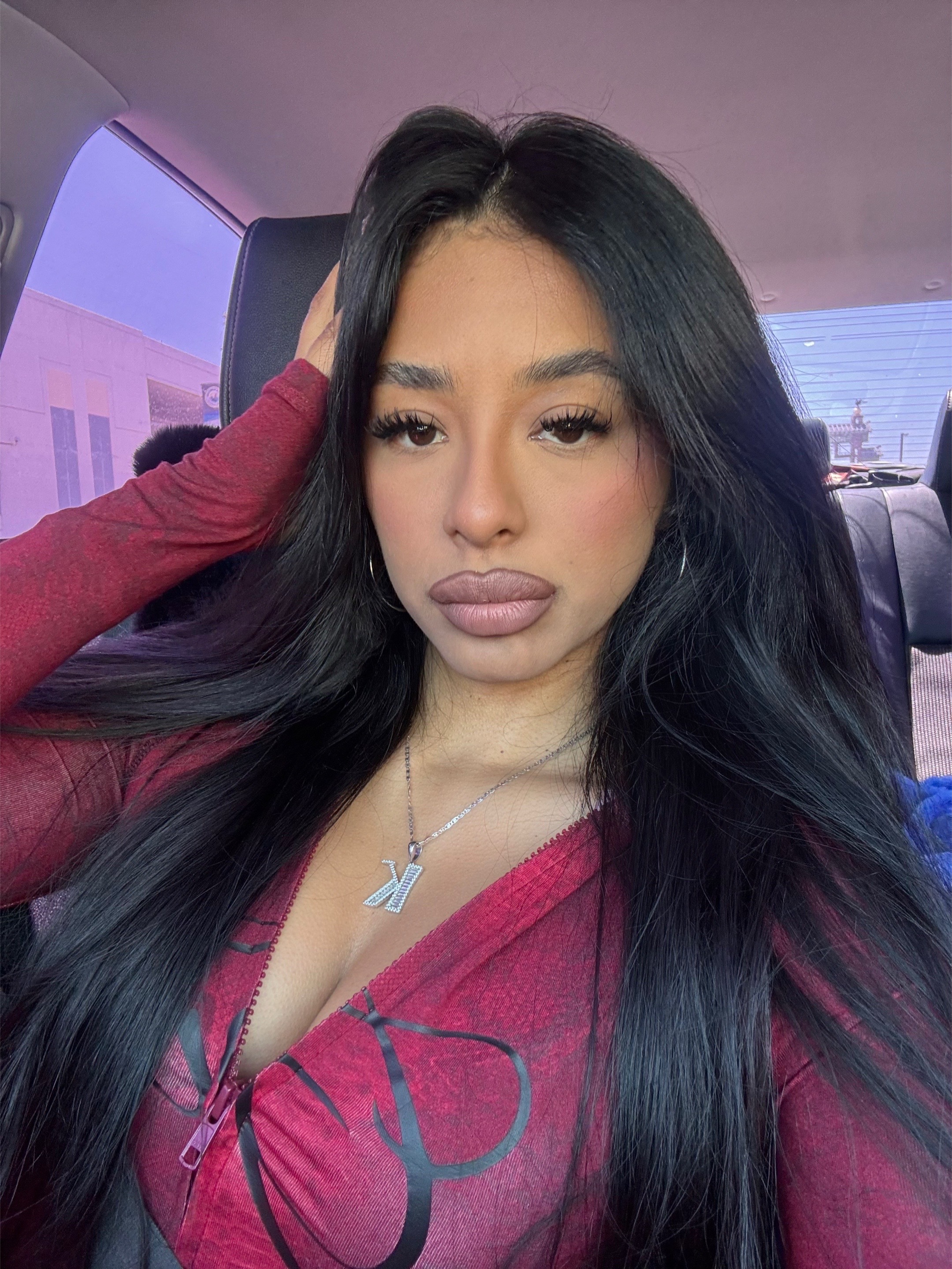 @karengabrielll