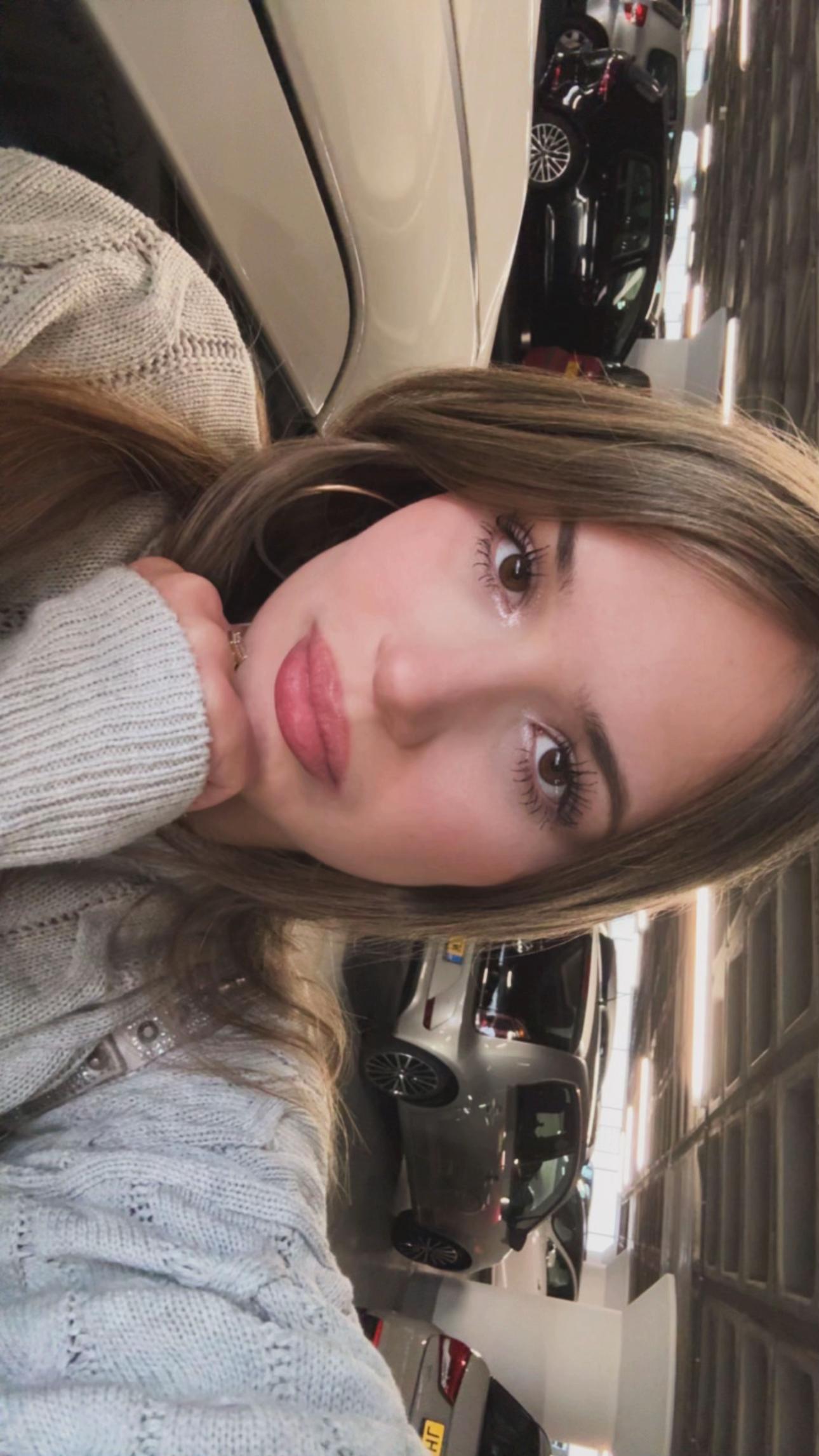 @Alma-Míra