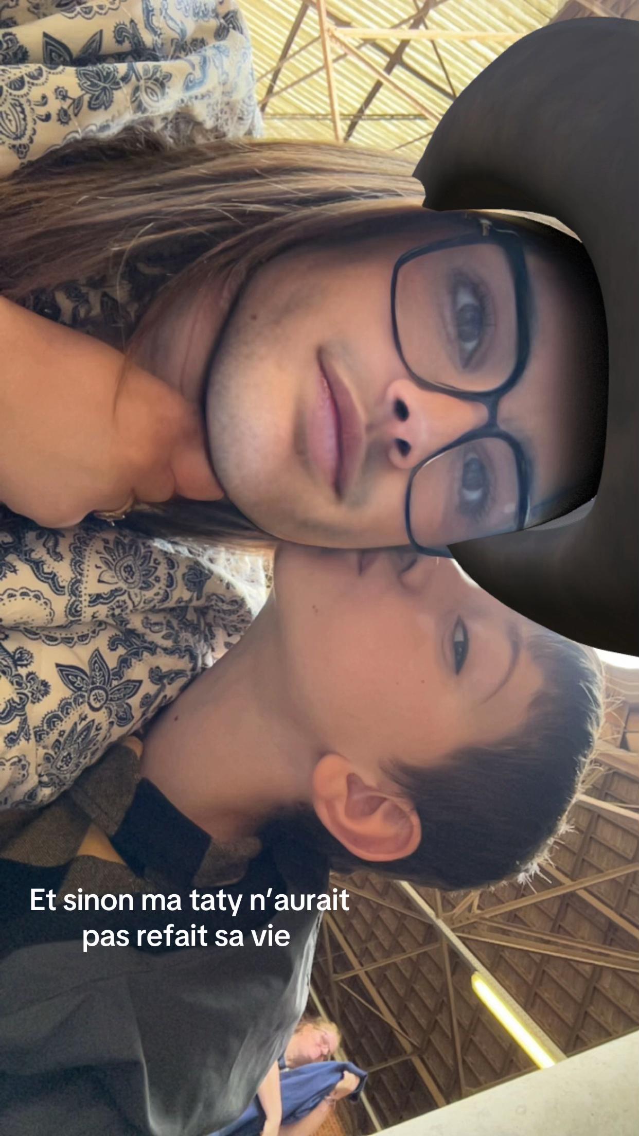 @Estelleeee