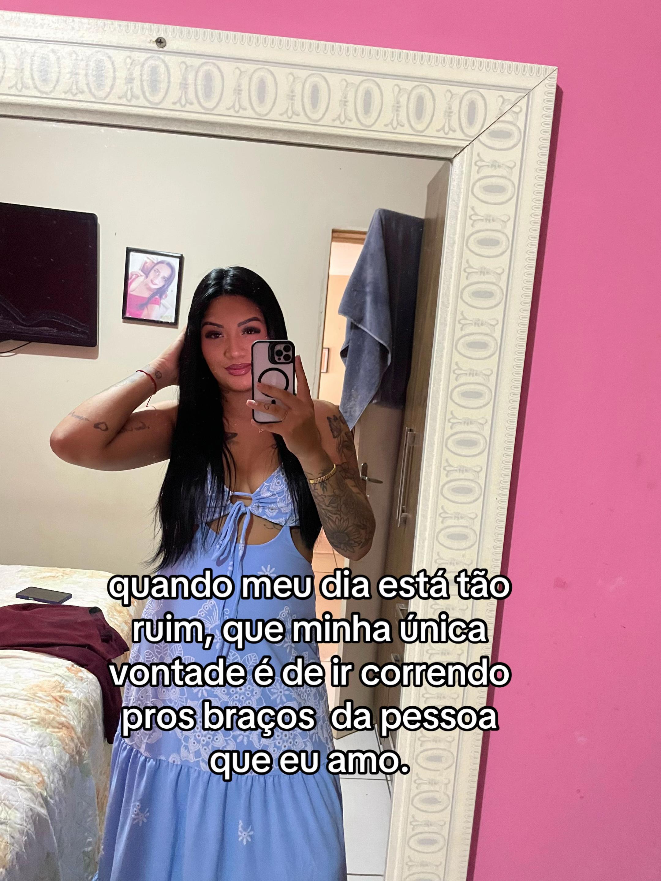 @__karolayne