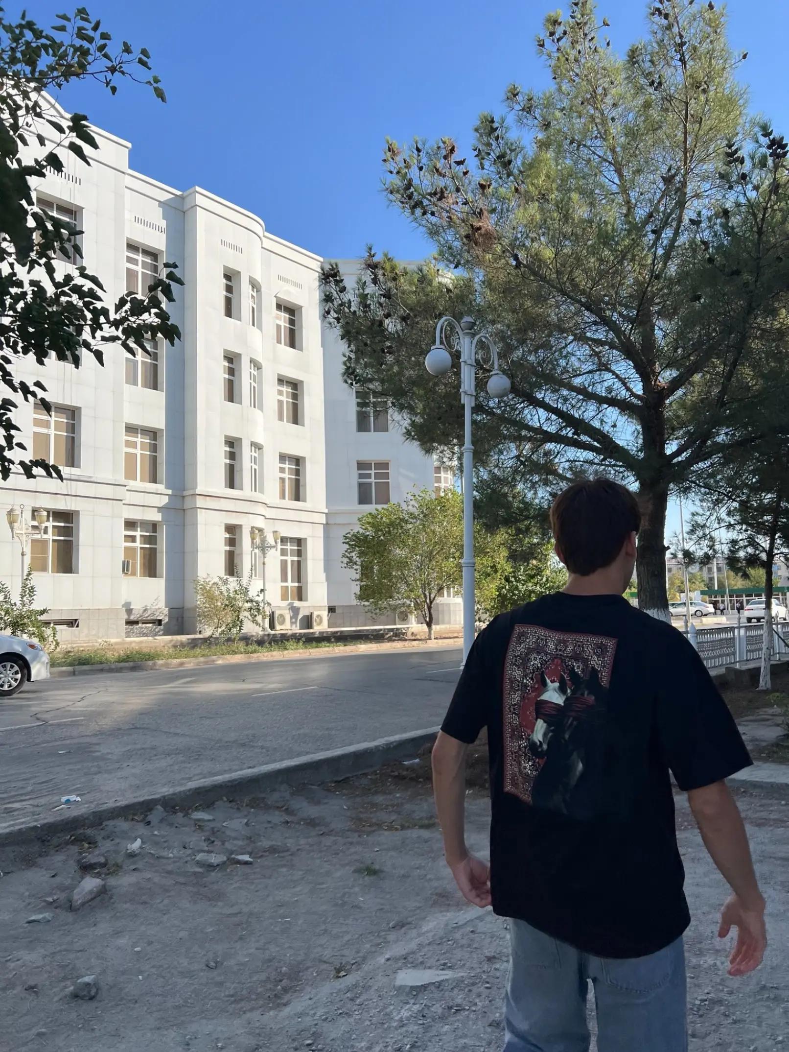 @Mekan_🇨🇾