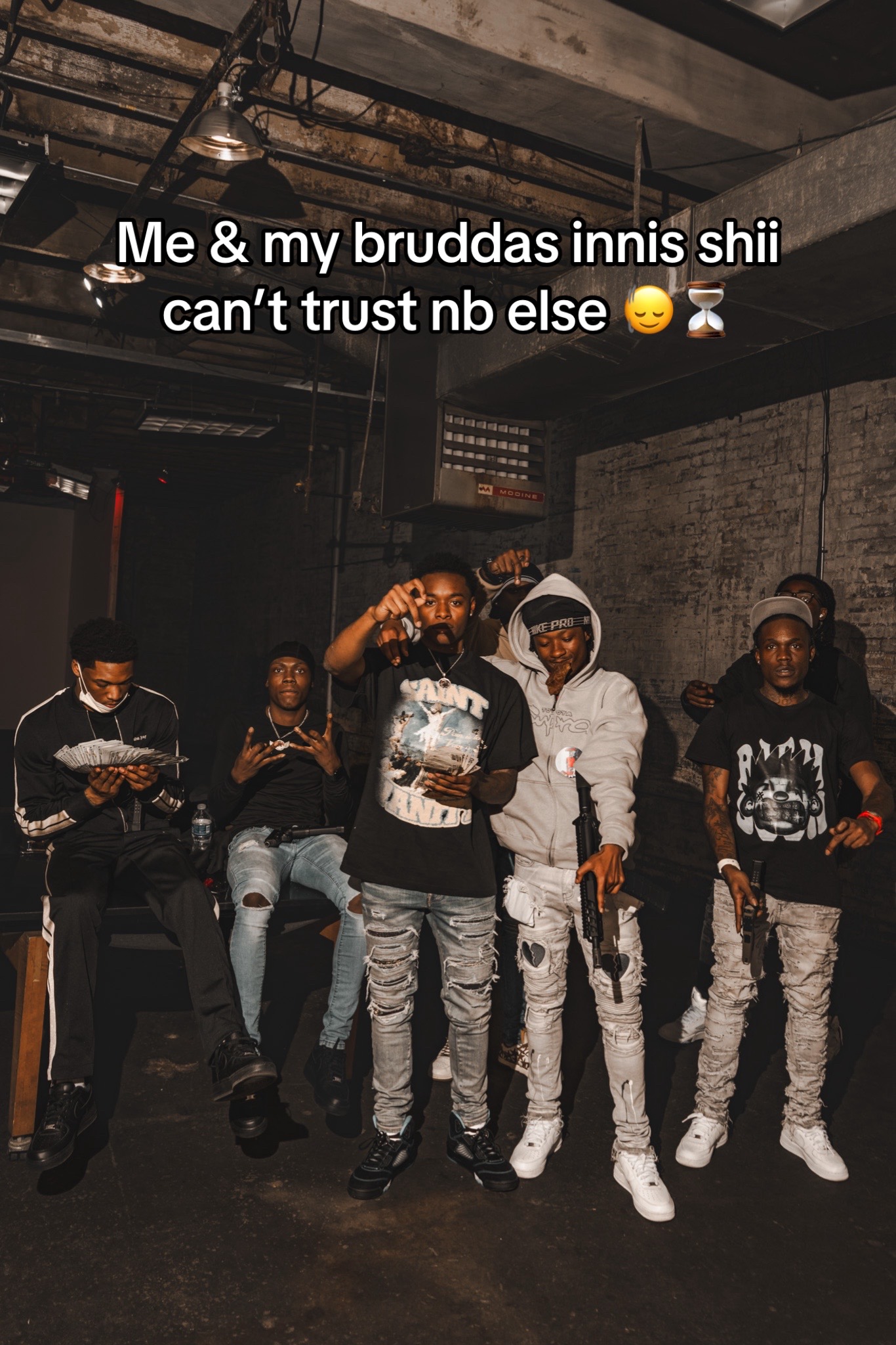 @RacksRanitup 💫