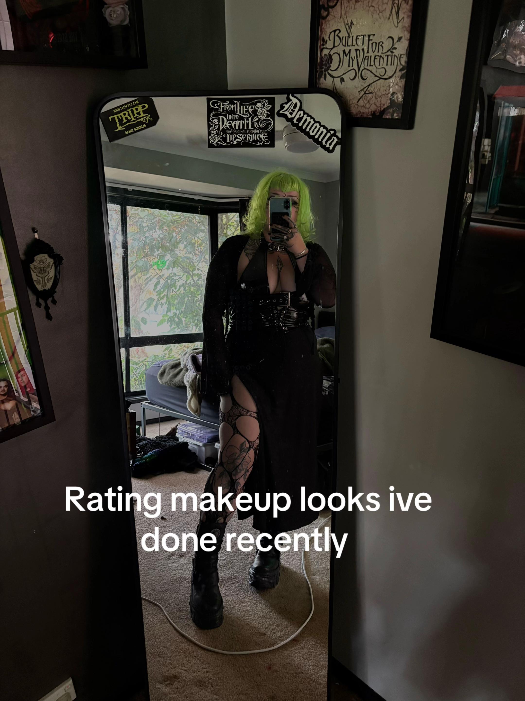 @Death.moth