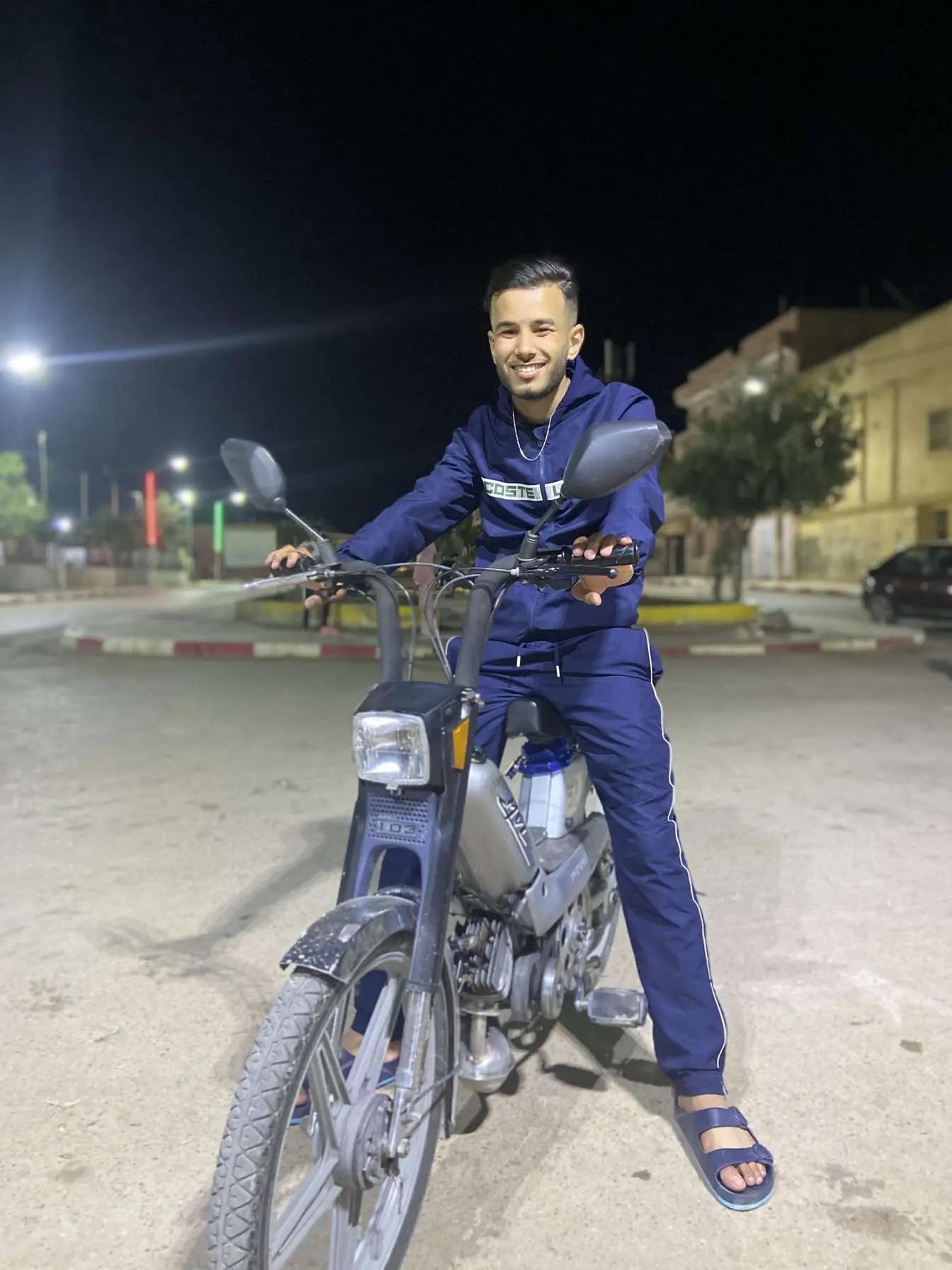 @Akram Boudebbiha