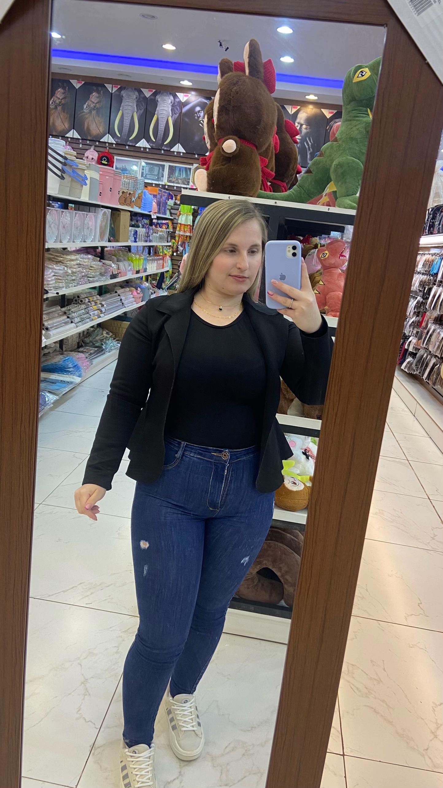 @damarishoezel