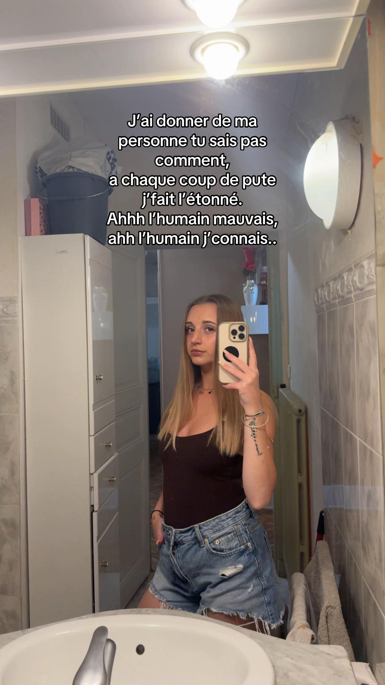 @🥥