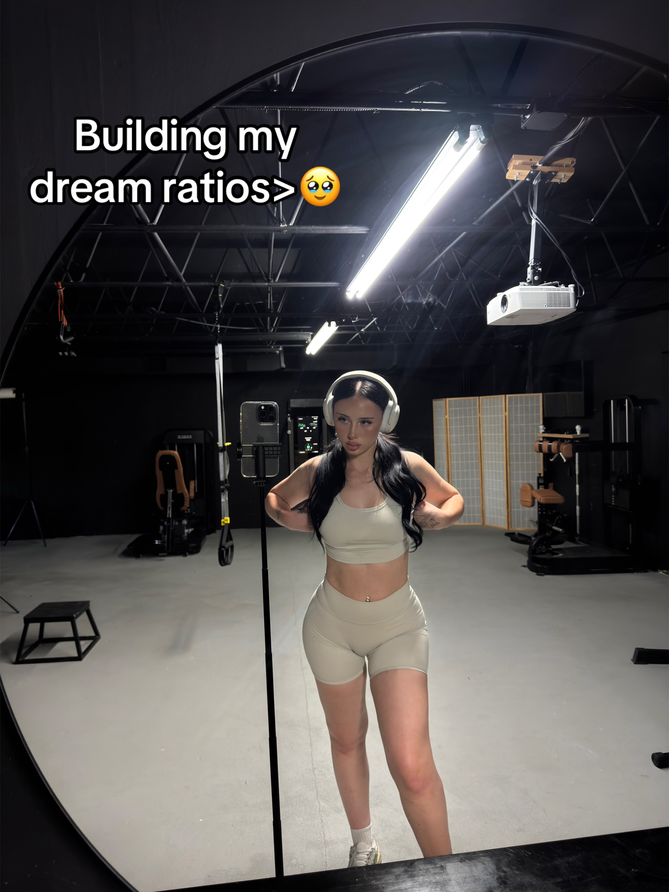 @Auhneesh