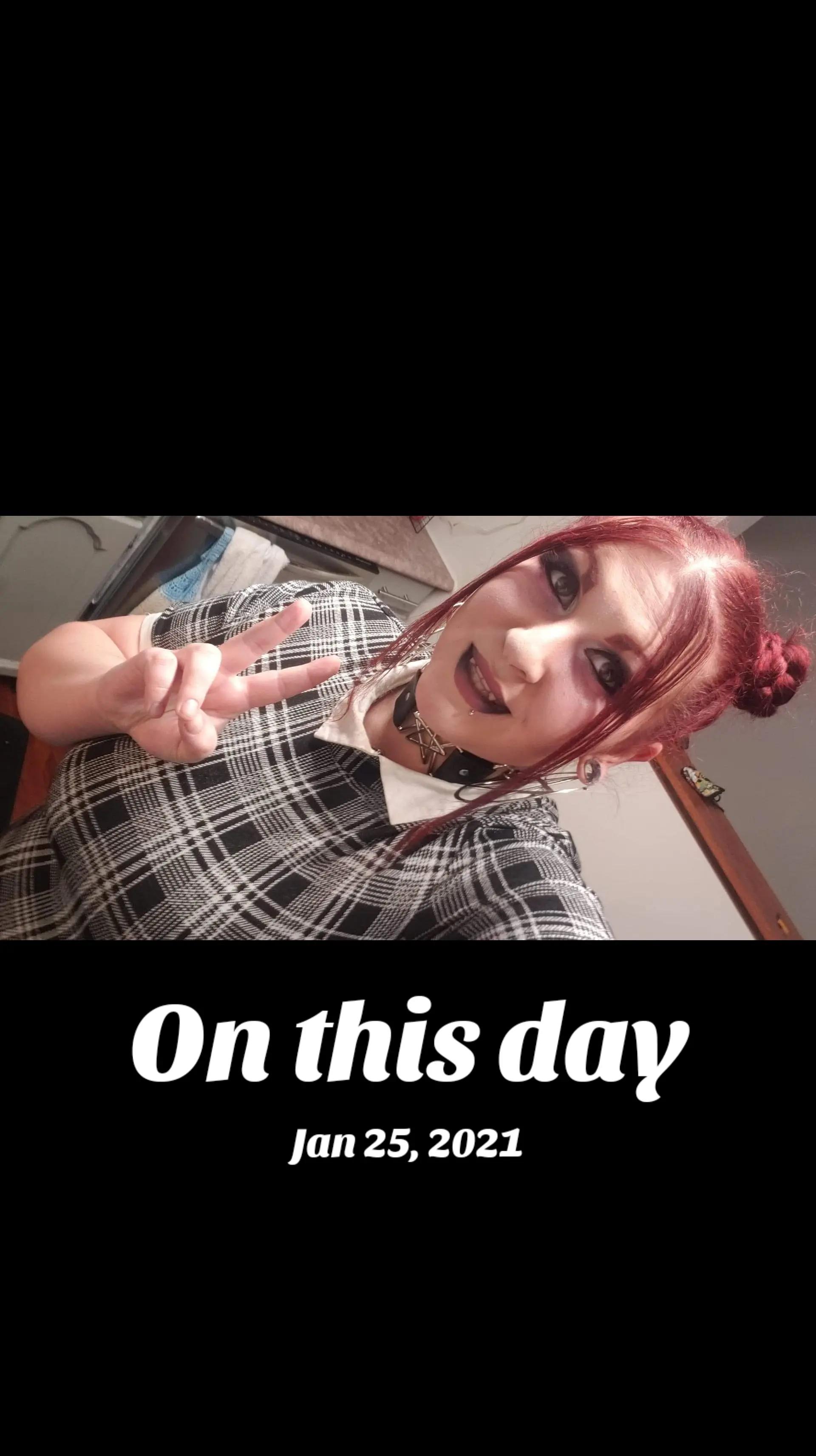 @Sammiie/Foxie