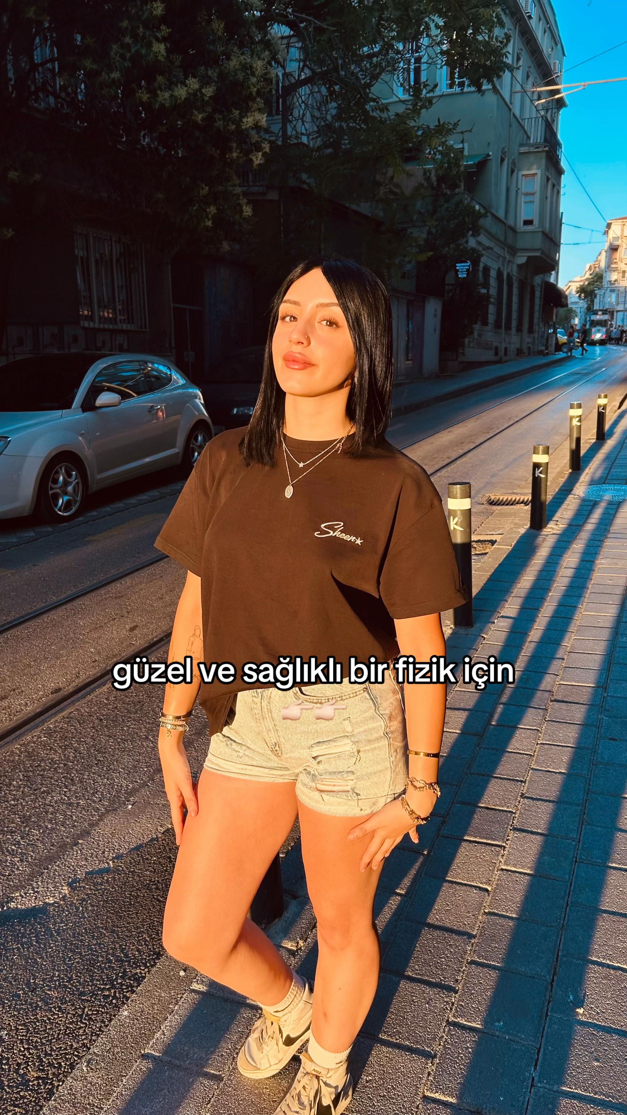 @sude ✶