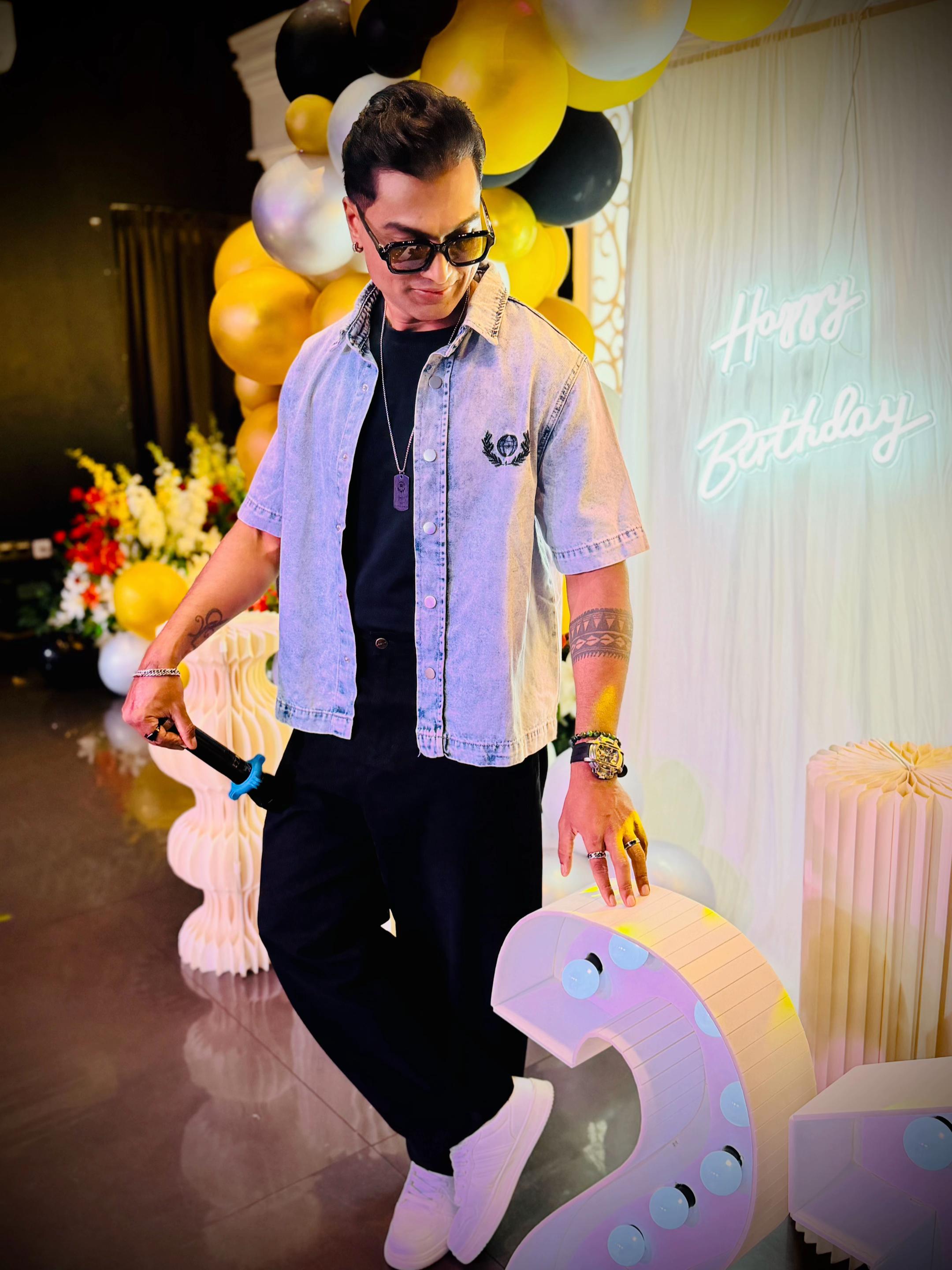 @Emcee J-Ven ๐๏ธ