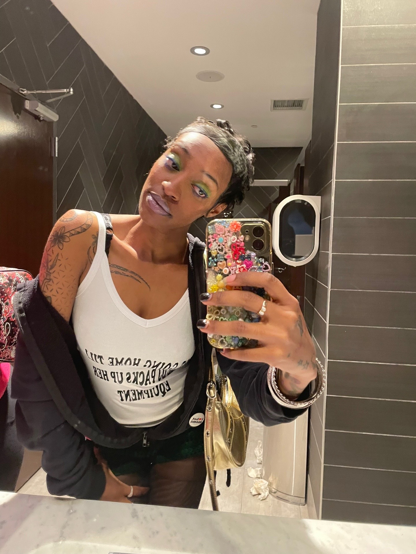 @$u