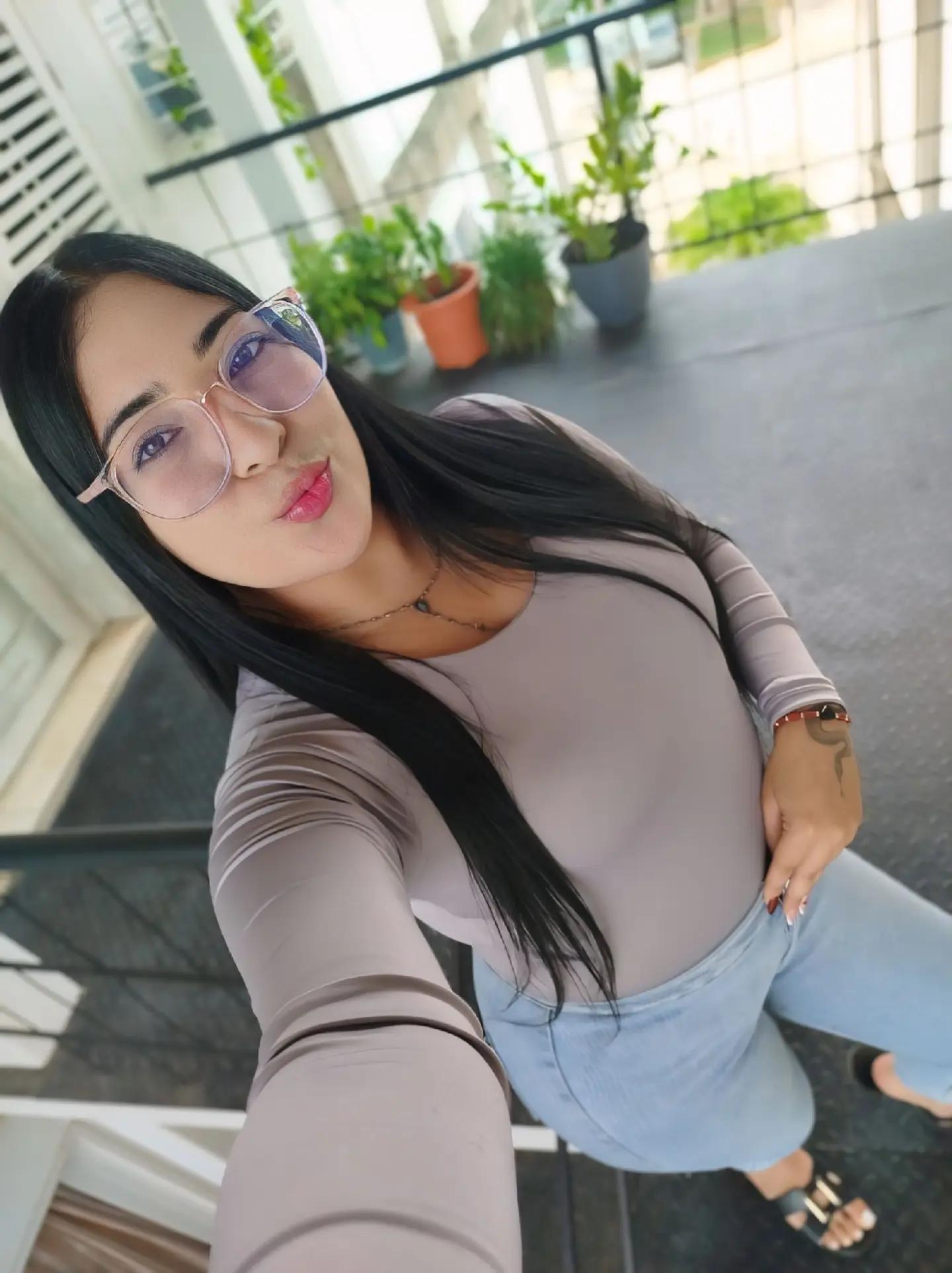 @Desiree08