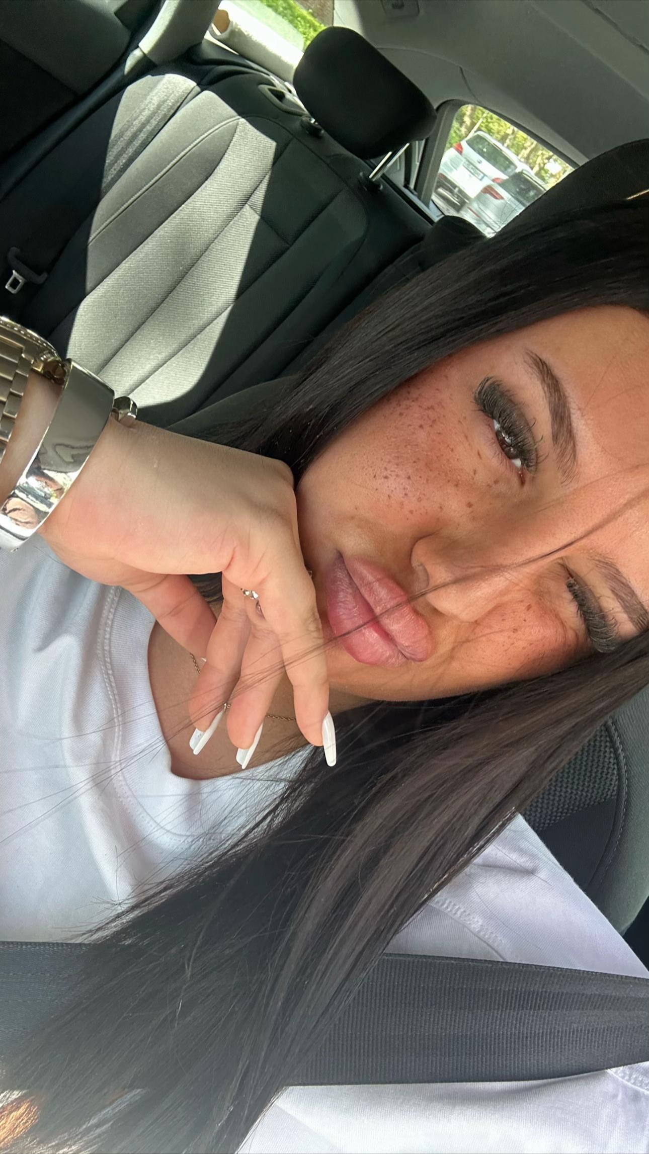 @🐰