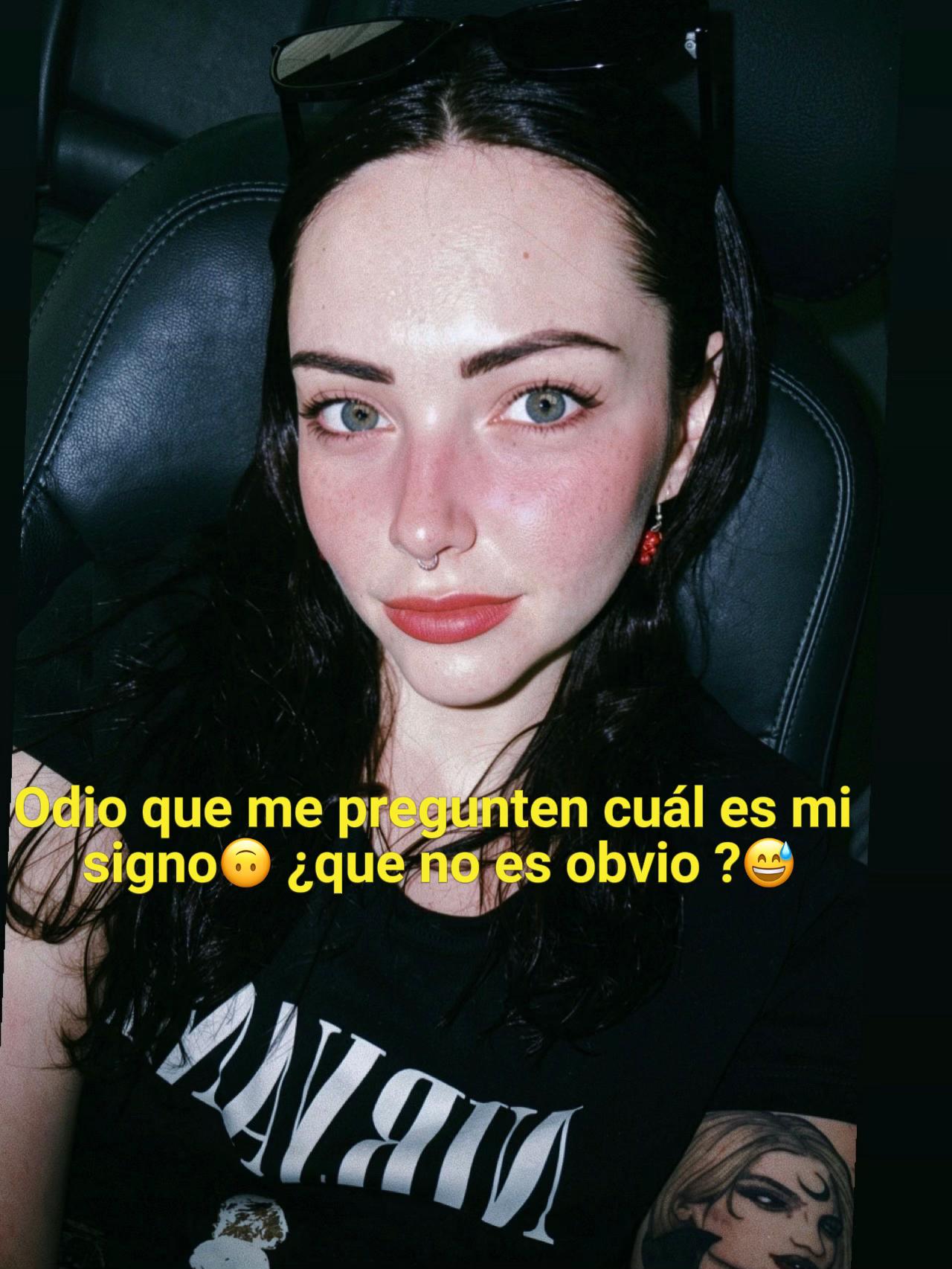@Nayeli Bringas🖤