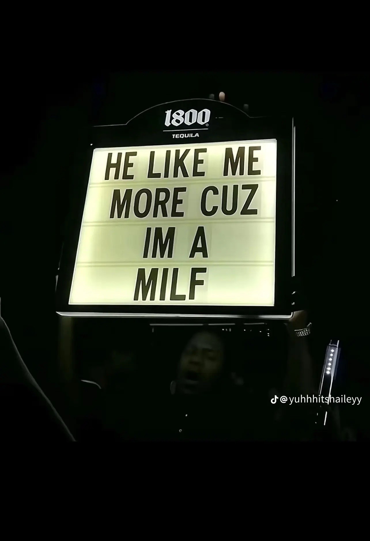 @tiki12829