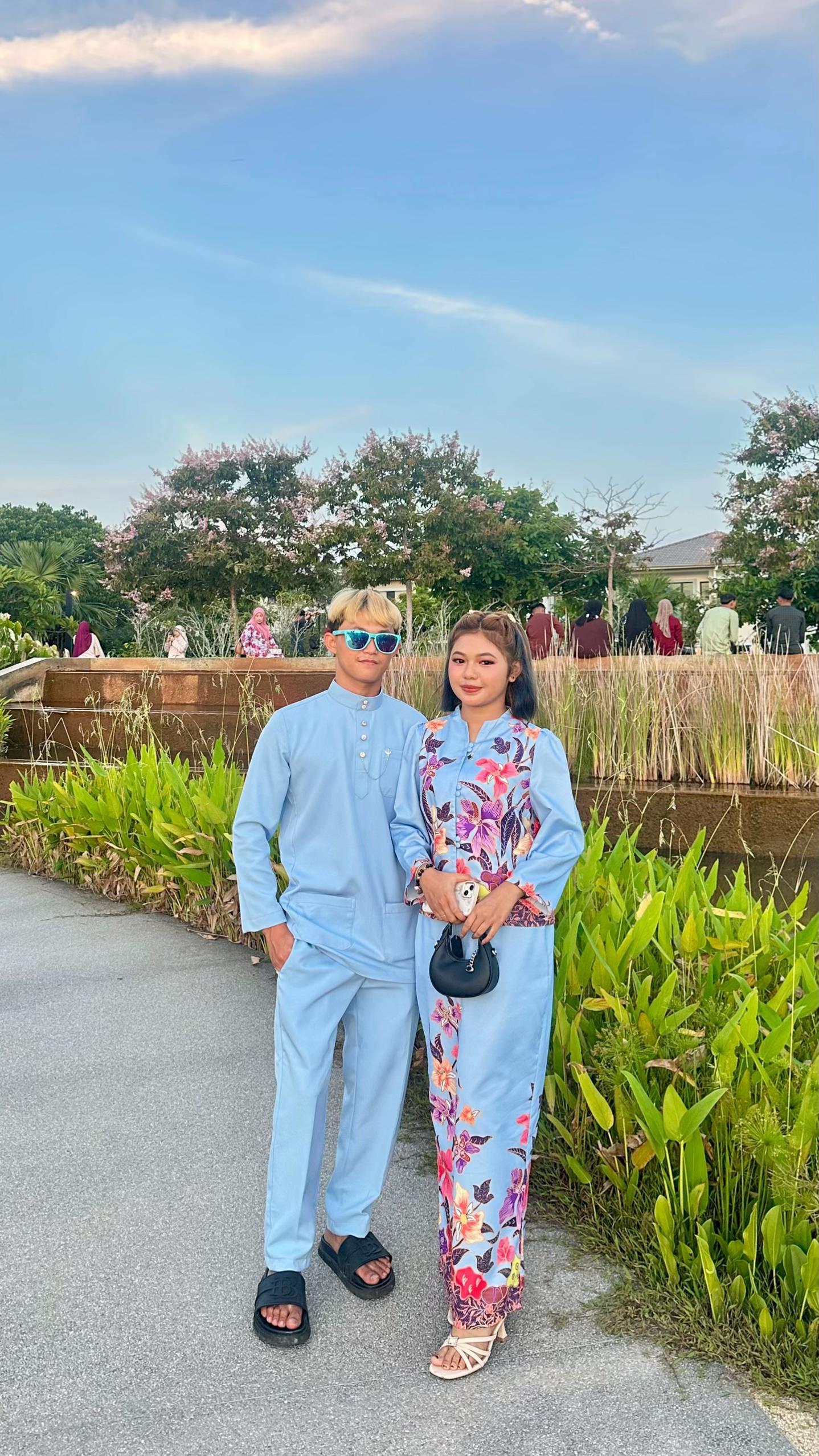 @Adik siam kia