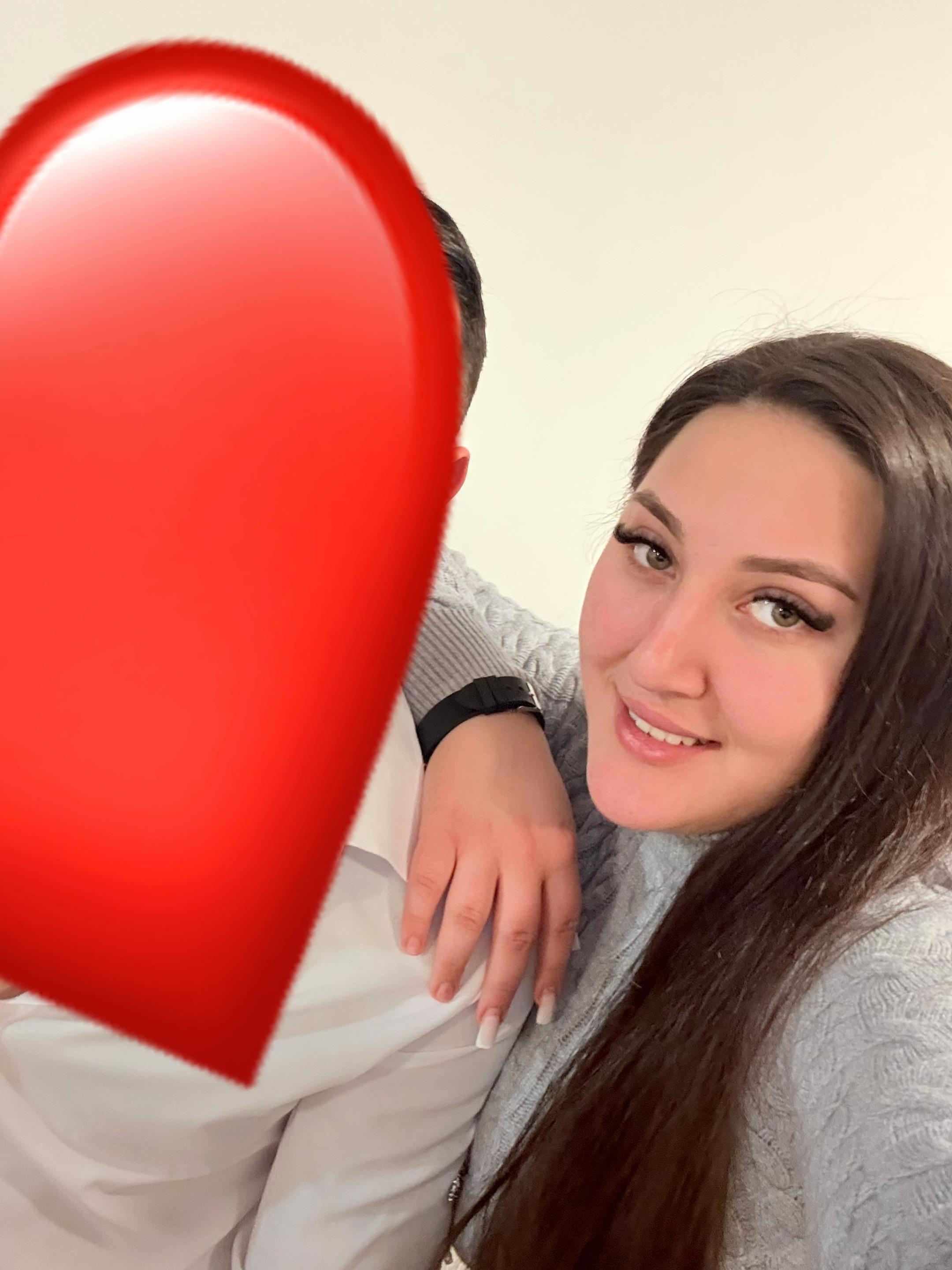 @Elenaa