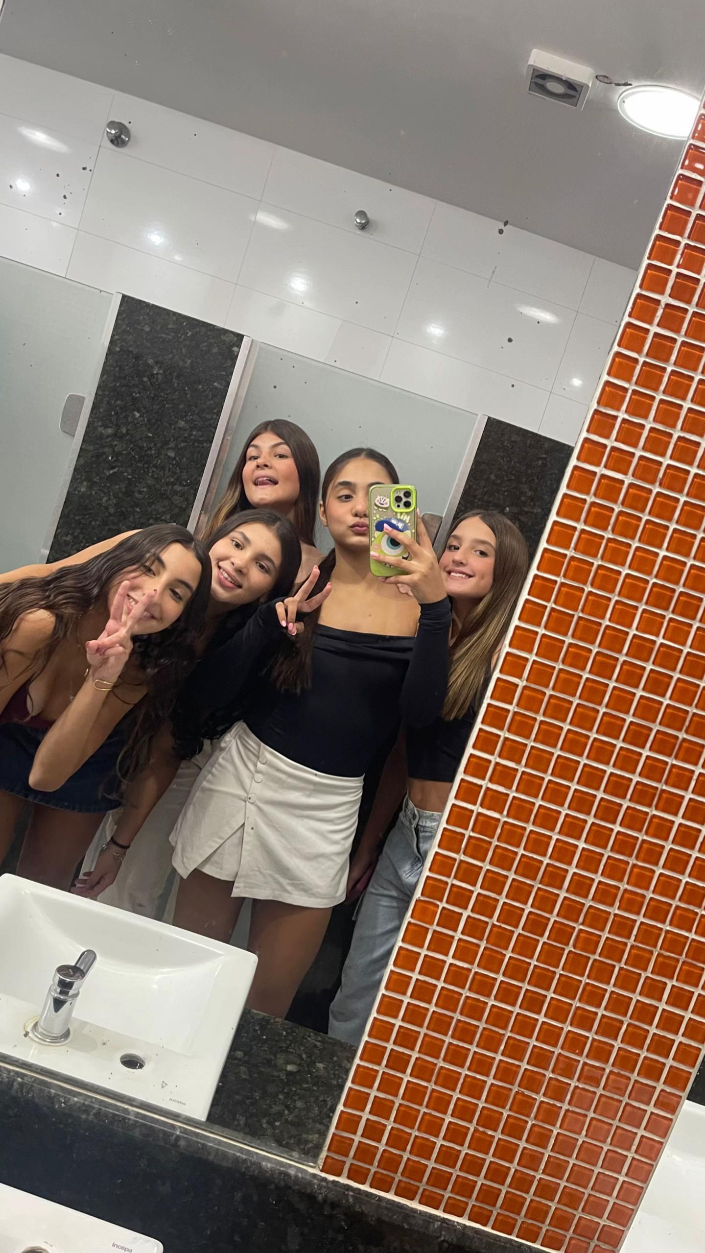 @bela