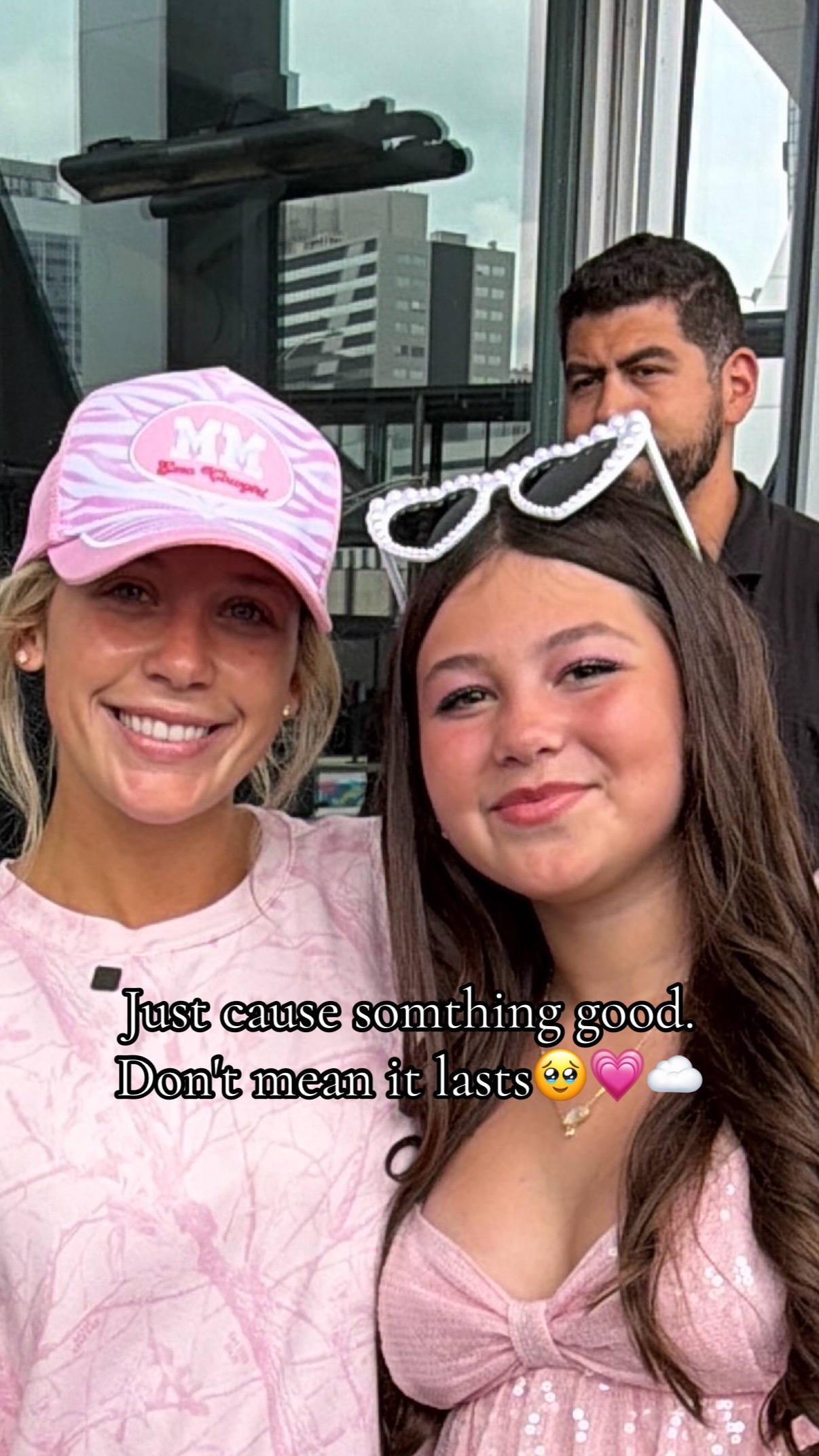 @🩷☁️MEGAN MORONEYS 1 FAN☁️💗