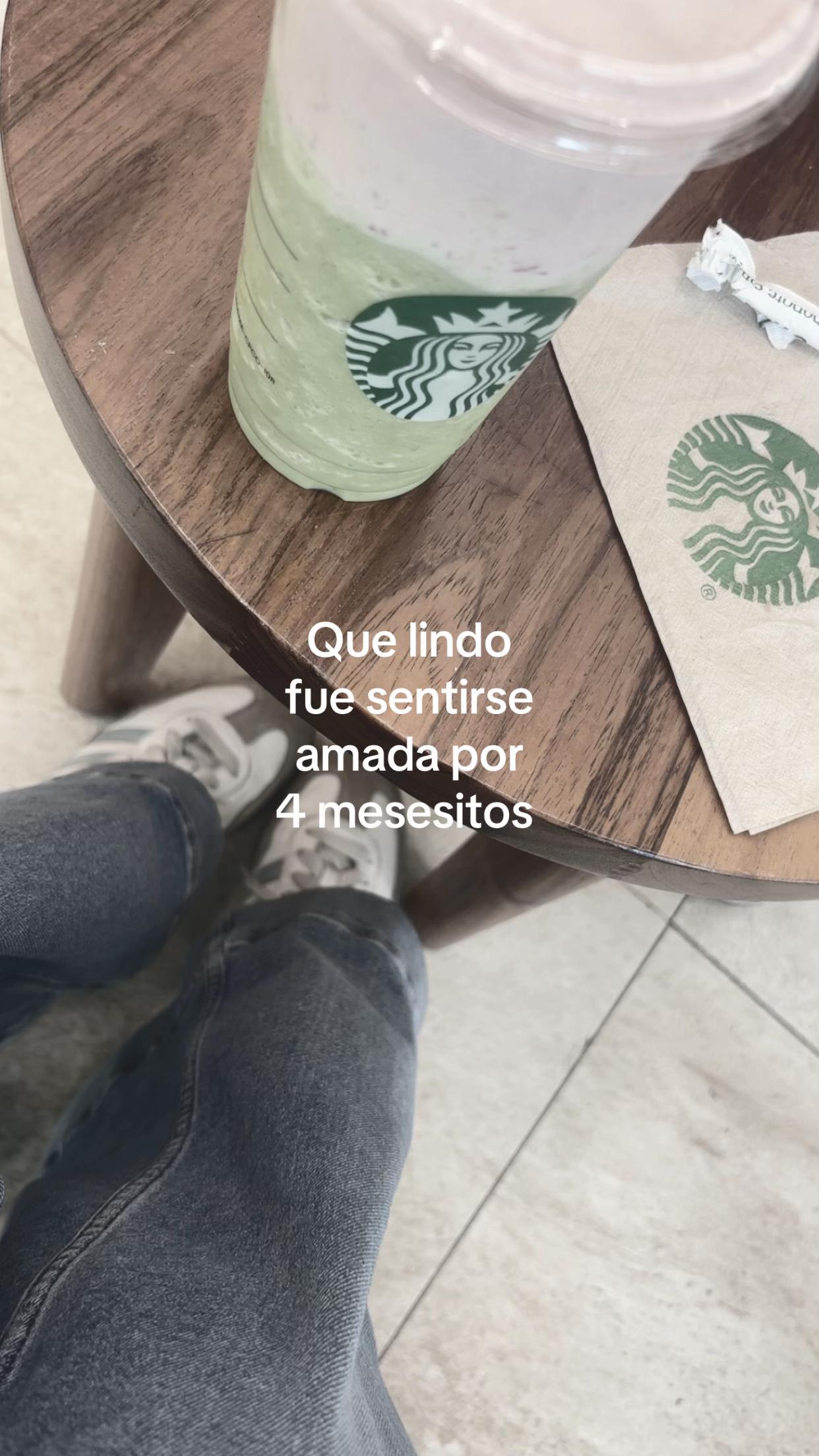 @✌🏻🙂&zwj;&harr;️