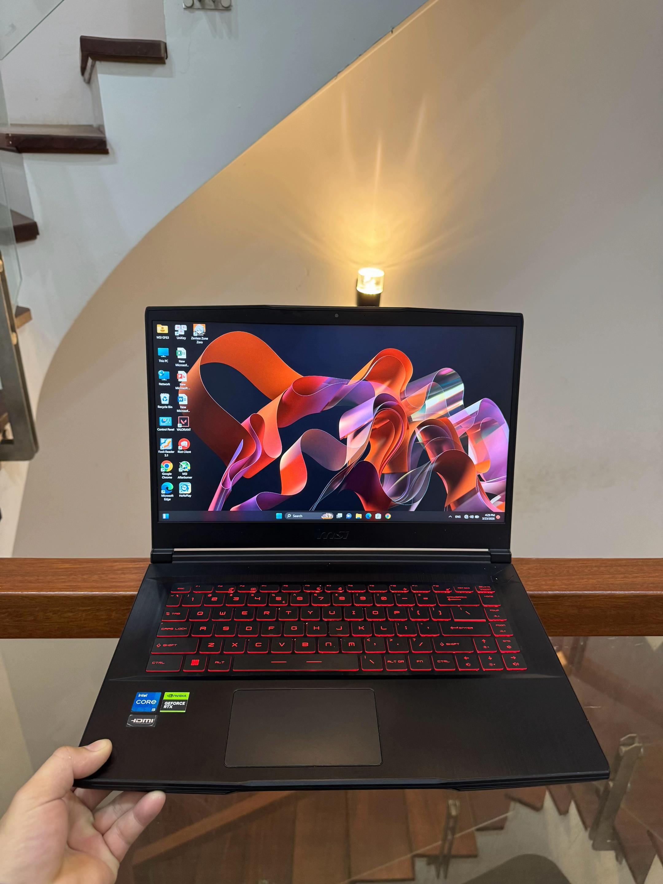 @Tiểu Bảo Laptop