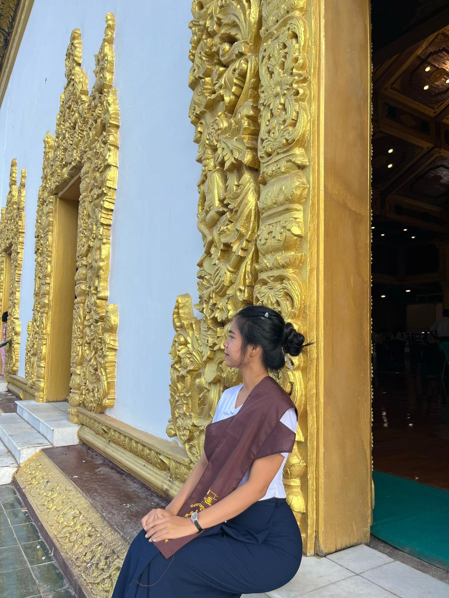 @နွယ်✿