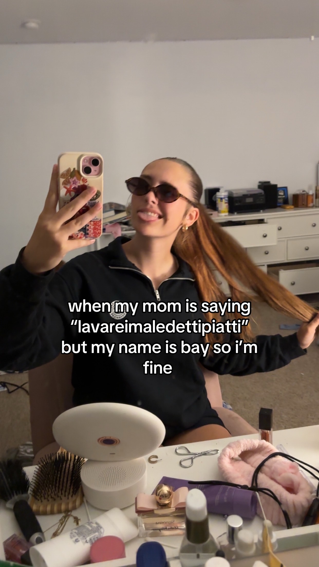 @wthelly