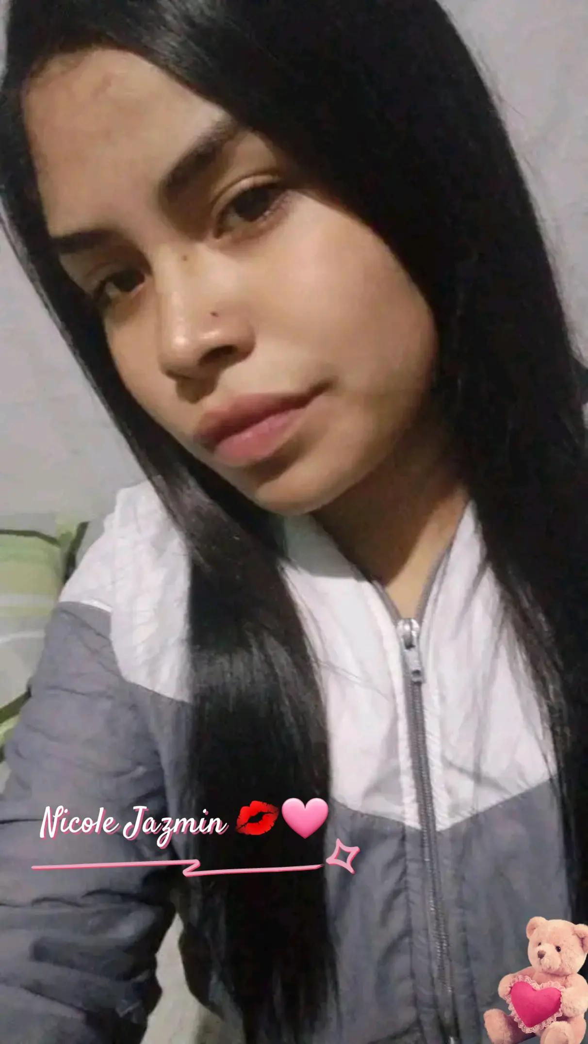 @Nicole Jazmin 🦋