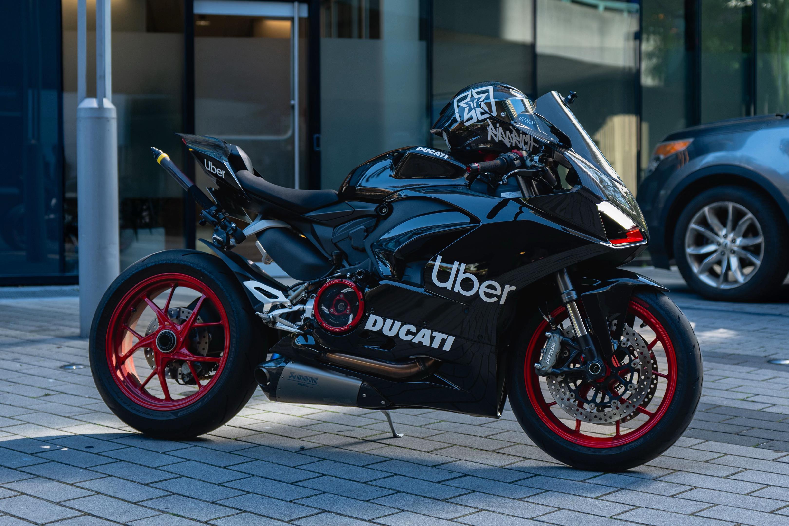 @rich.rides