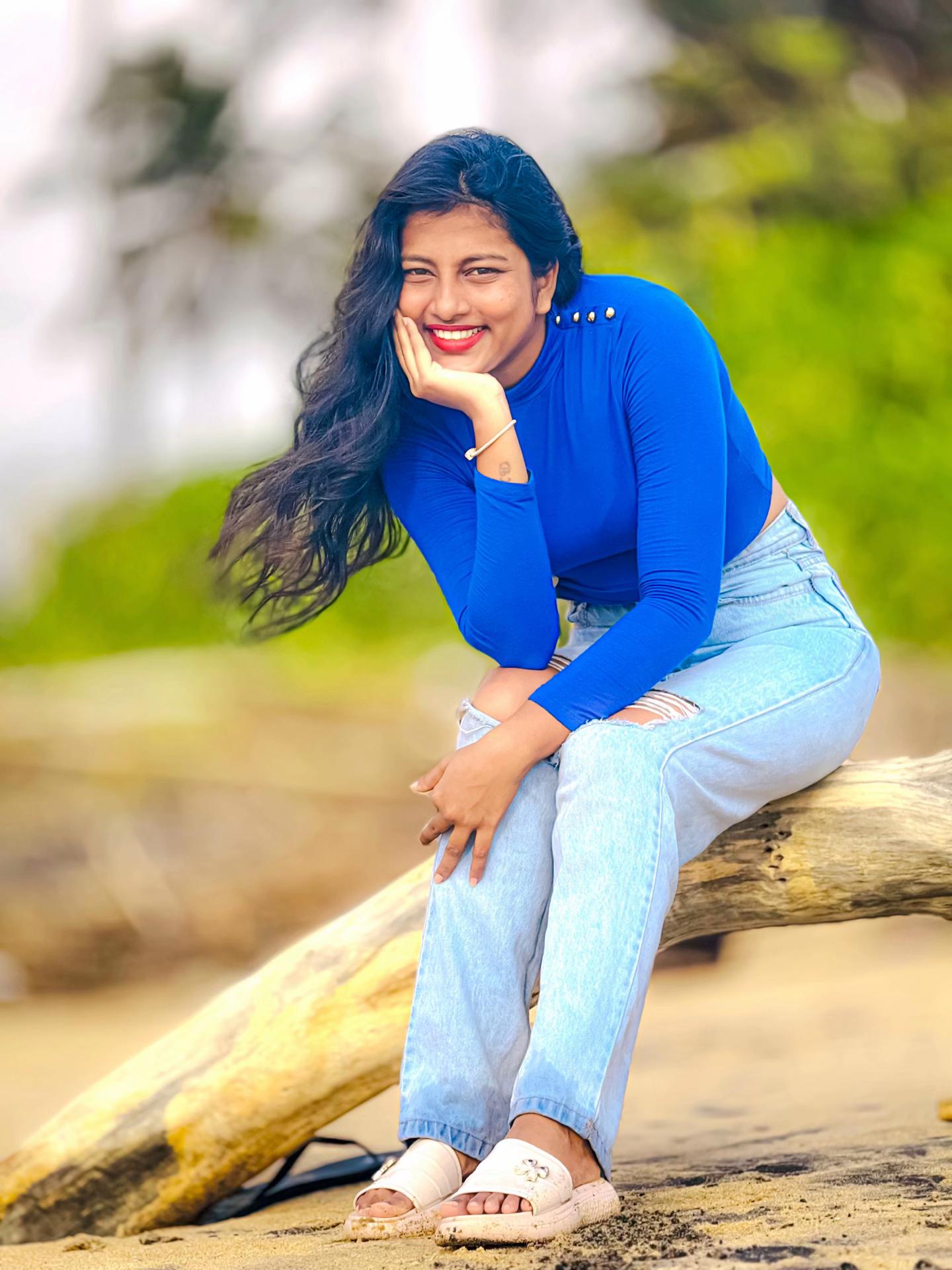 @KaVI_SHa°_💋