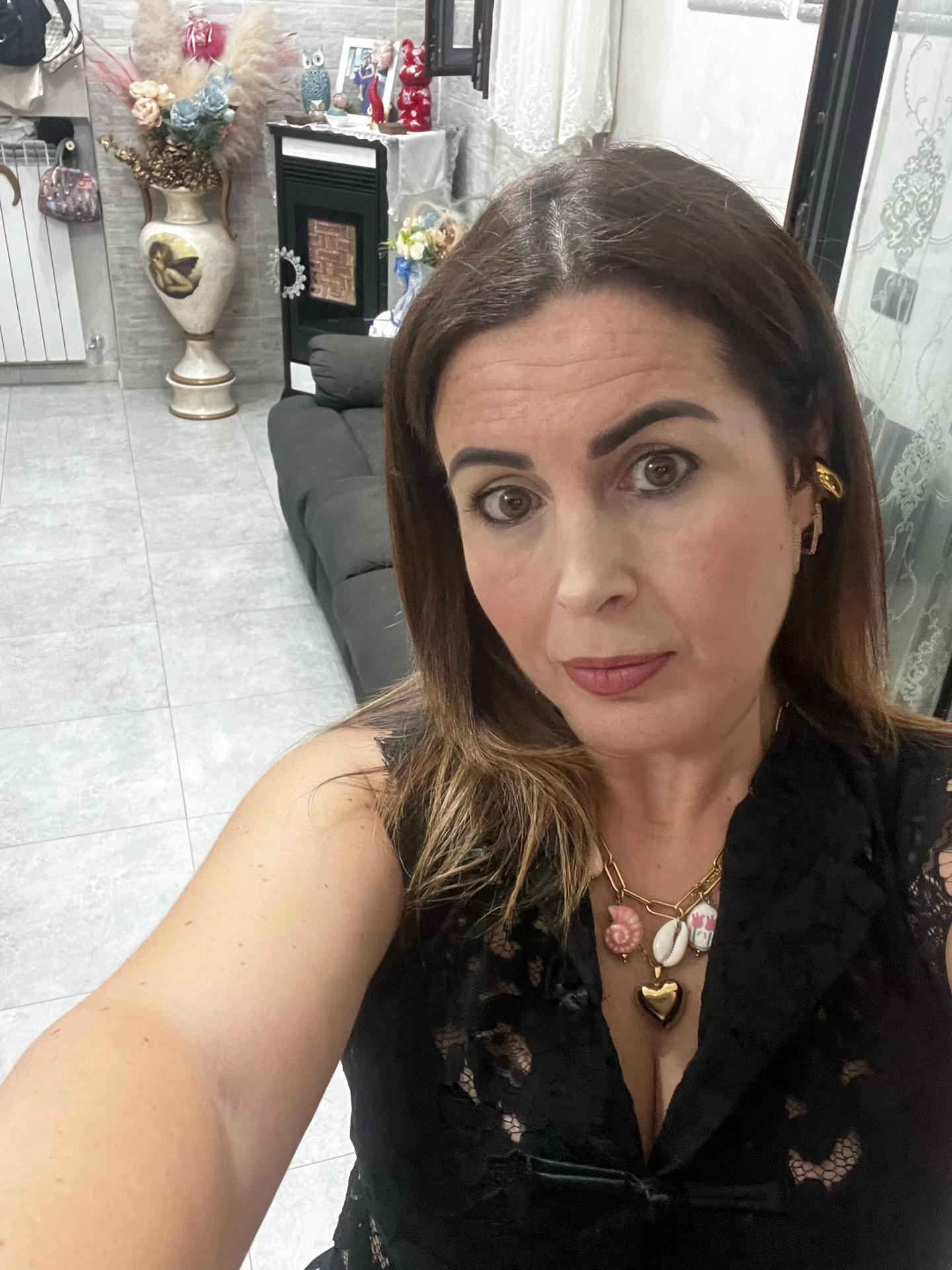 @Angela Angelino