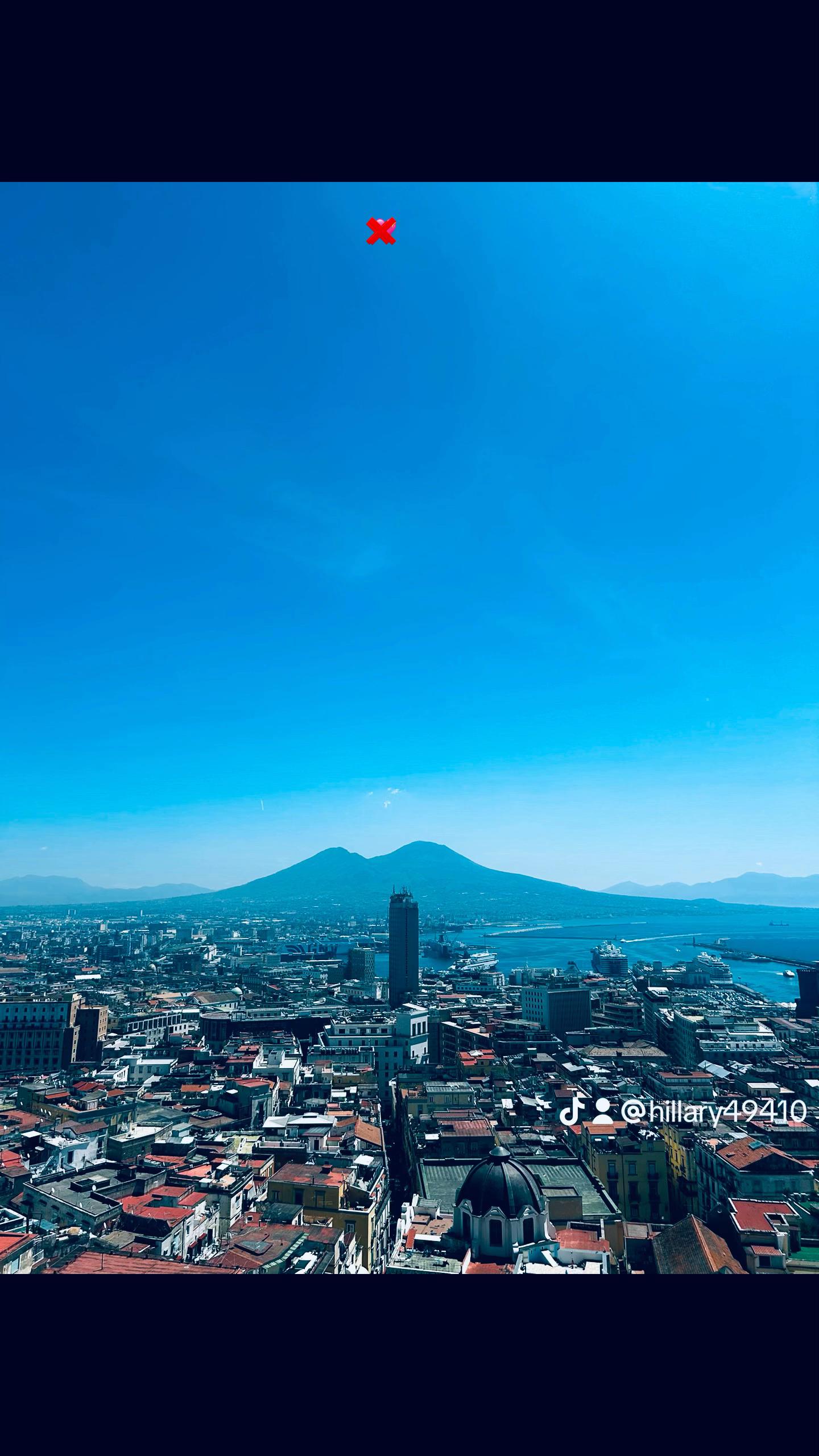 @𝐇