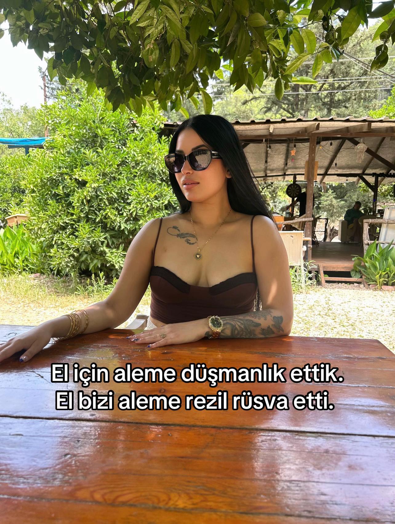 @Aysesoyturk