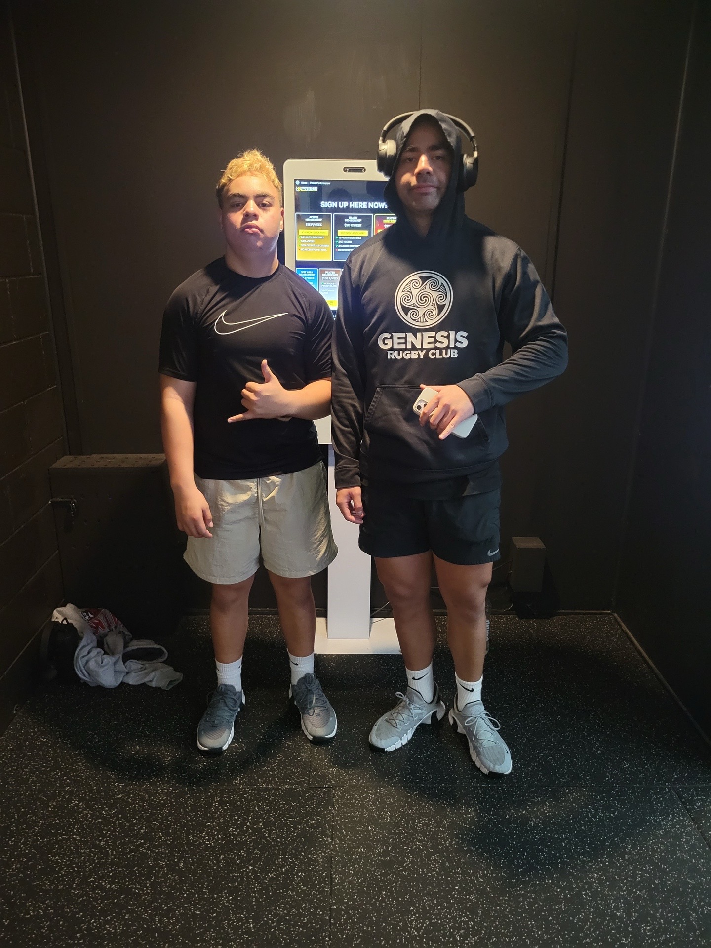 @2Famous_🇳🇿