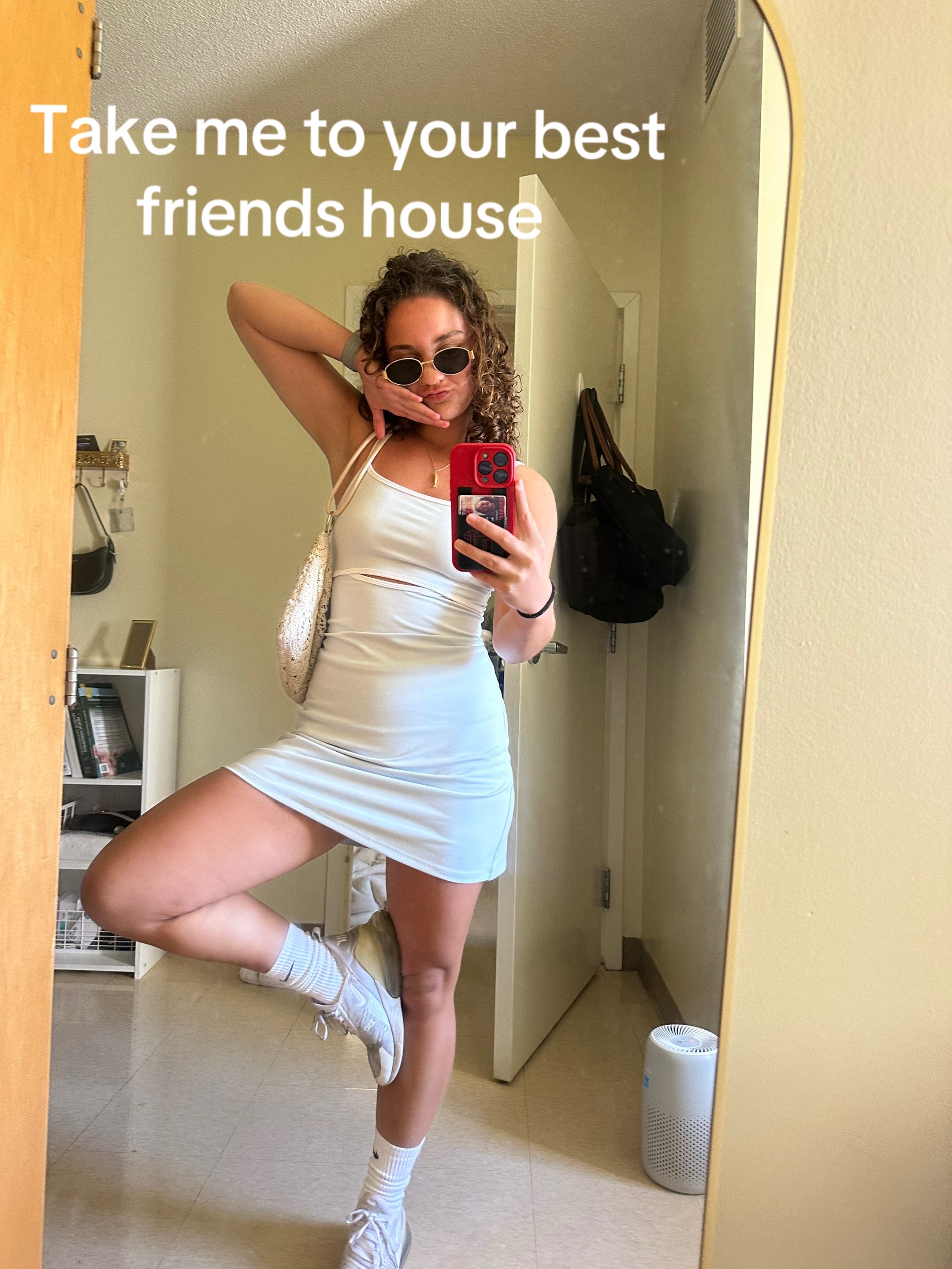 @corinne 🪩